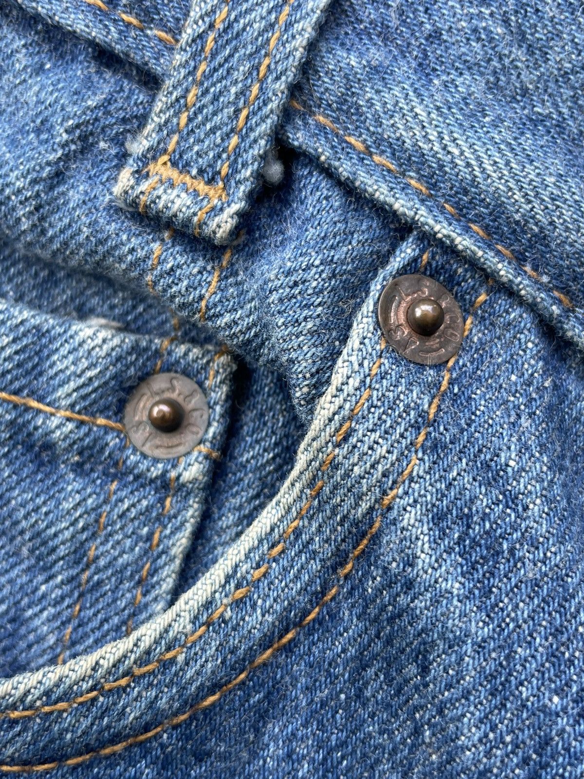Levi's Vintage 1990 Levis Student 701 e Size US 29 - 21 Thumbnail