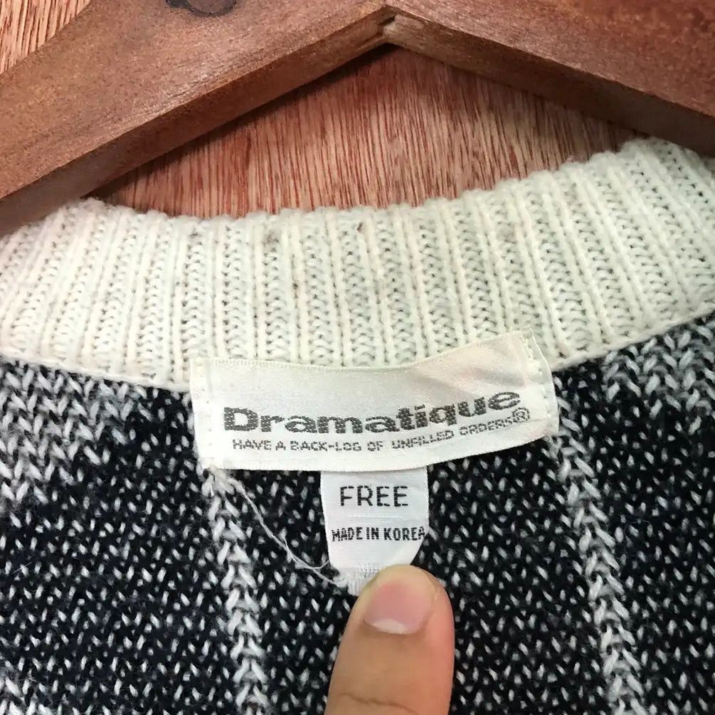 Japanese Brand × The Unbranded Brand Oversized Navajo Pattern Knit Cardigan #329 Size 4XL / US 24-26 - 6 Thumbnail