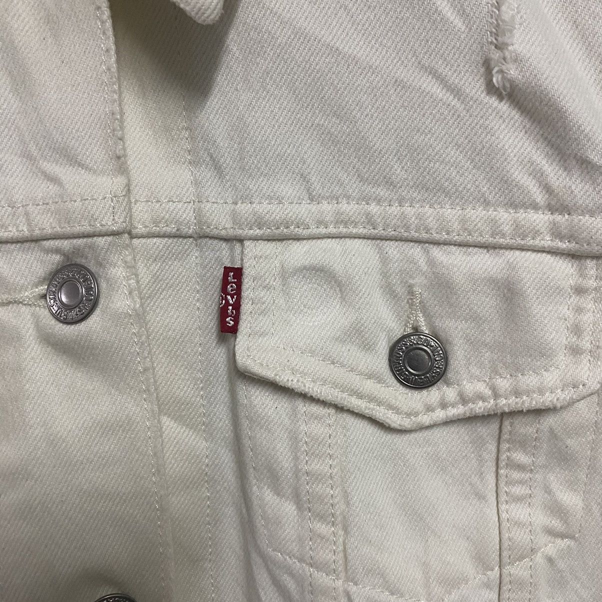 Levi's Levis Ex-Boyfriend Trucker Denim Jacket Distressed Size M / US 6-8 / IT 42-44 - 9 Thumbnail