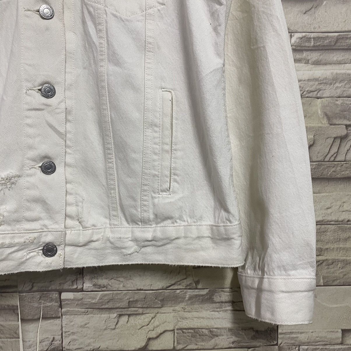 Levi's Levis Ex-Boyfriend Trucker Denim Jacket Distressed Size M / US 6-8 / IT 42-44 - 8 Thumbnail