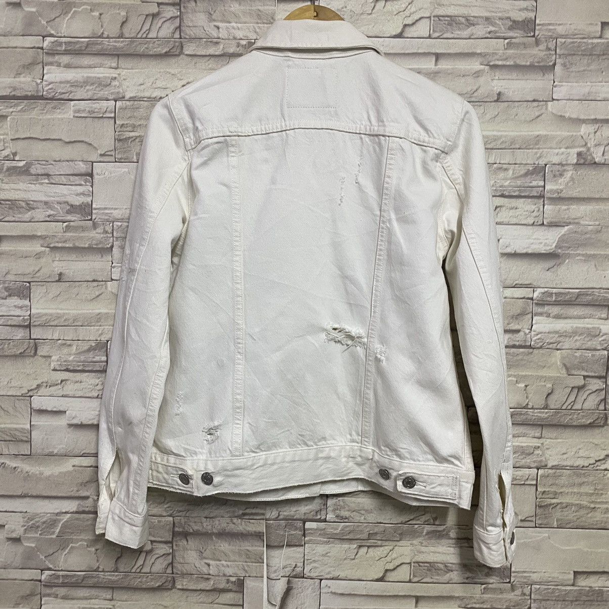 Levi's Levis Ex-Boyfriend Trucker Denim Jacket Distressed Size M / US 6-8 / IT 42-44 - 12 Thumbnail
