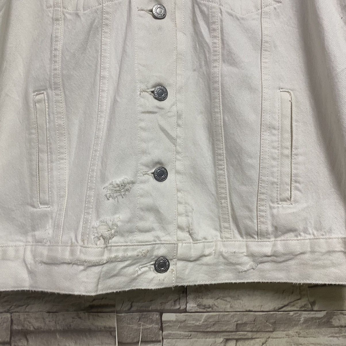Levi's Levis Ex-Boyfriend Trucker Denim Jacket Distressed Size M / US 6-8 / IT 42-44 - 6 Thumbnail