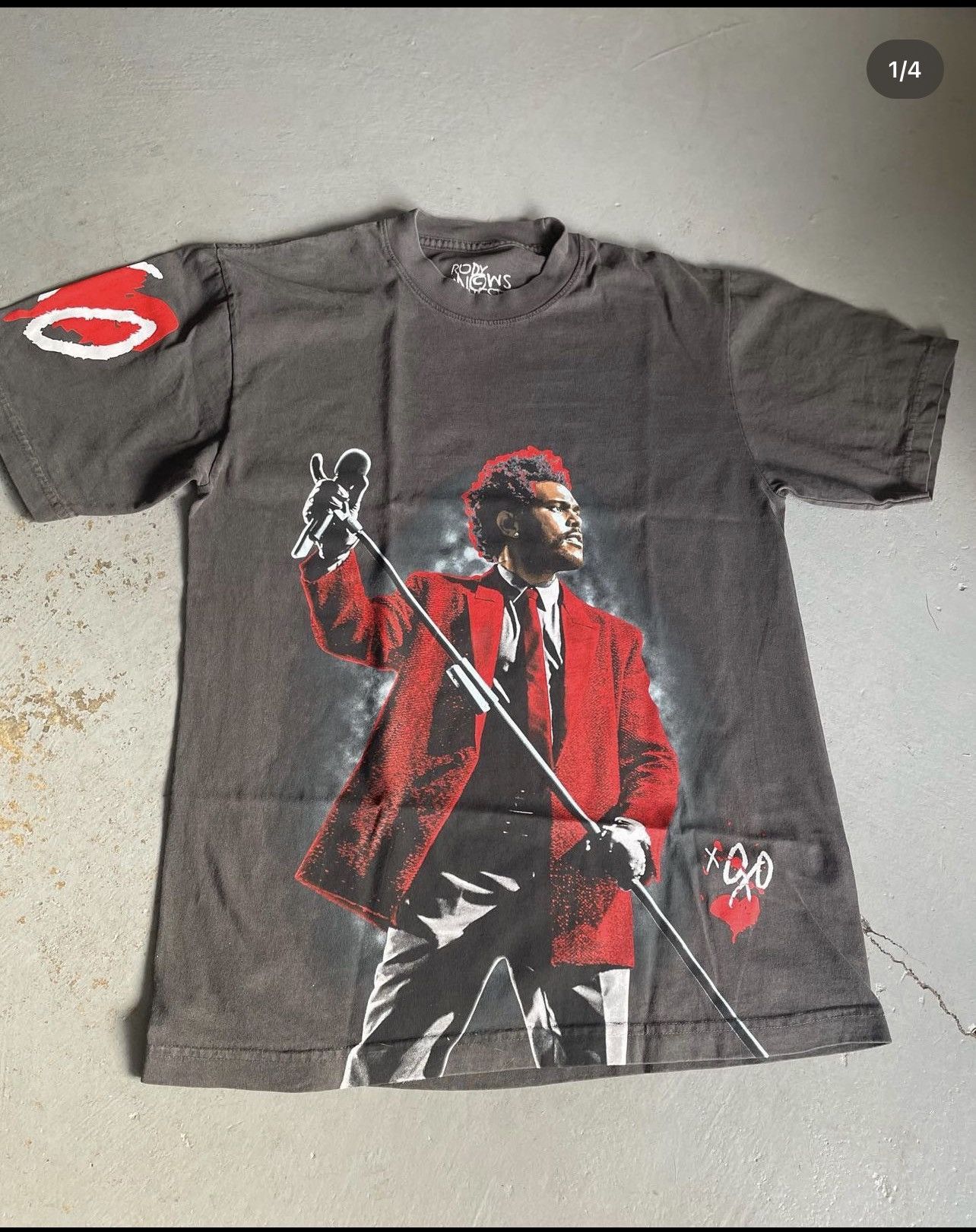 The Weekend tee