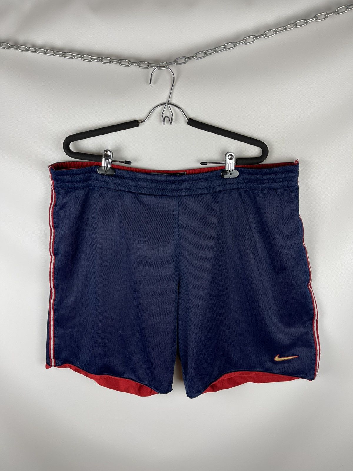 Nike Nike Team Sports vintage 90s reversible basketball shorts Size US 36 / EU 52 - 1 Thumbnail