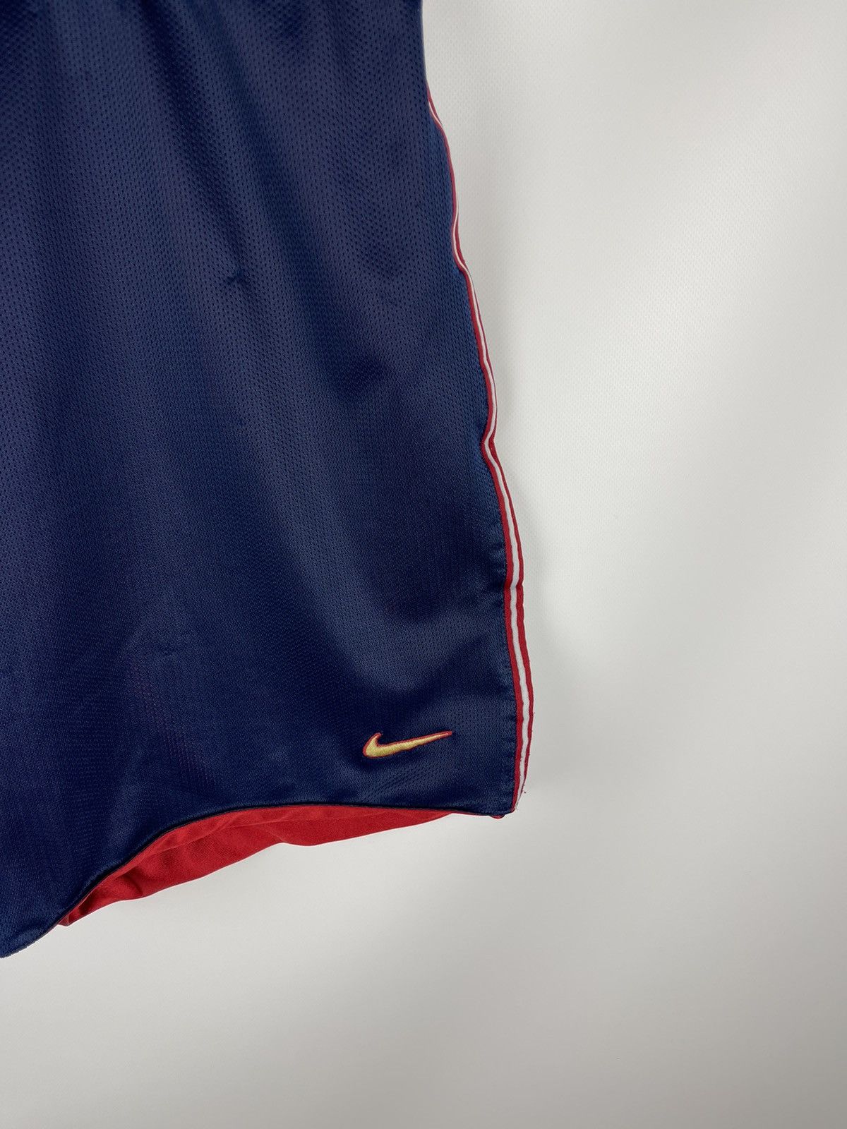 Nike Nike Team Sports vintage 90s reversible basketball shorts Size US 36 / EU 52 - 9 Thumbnail