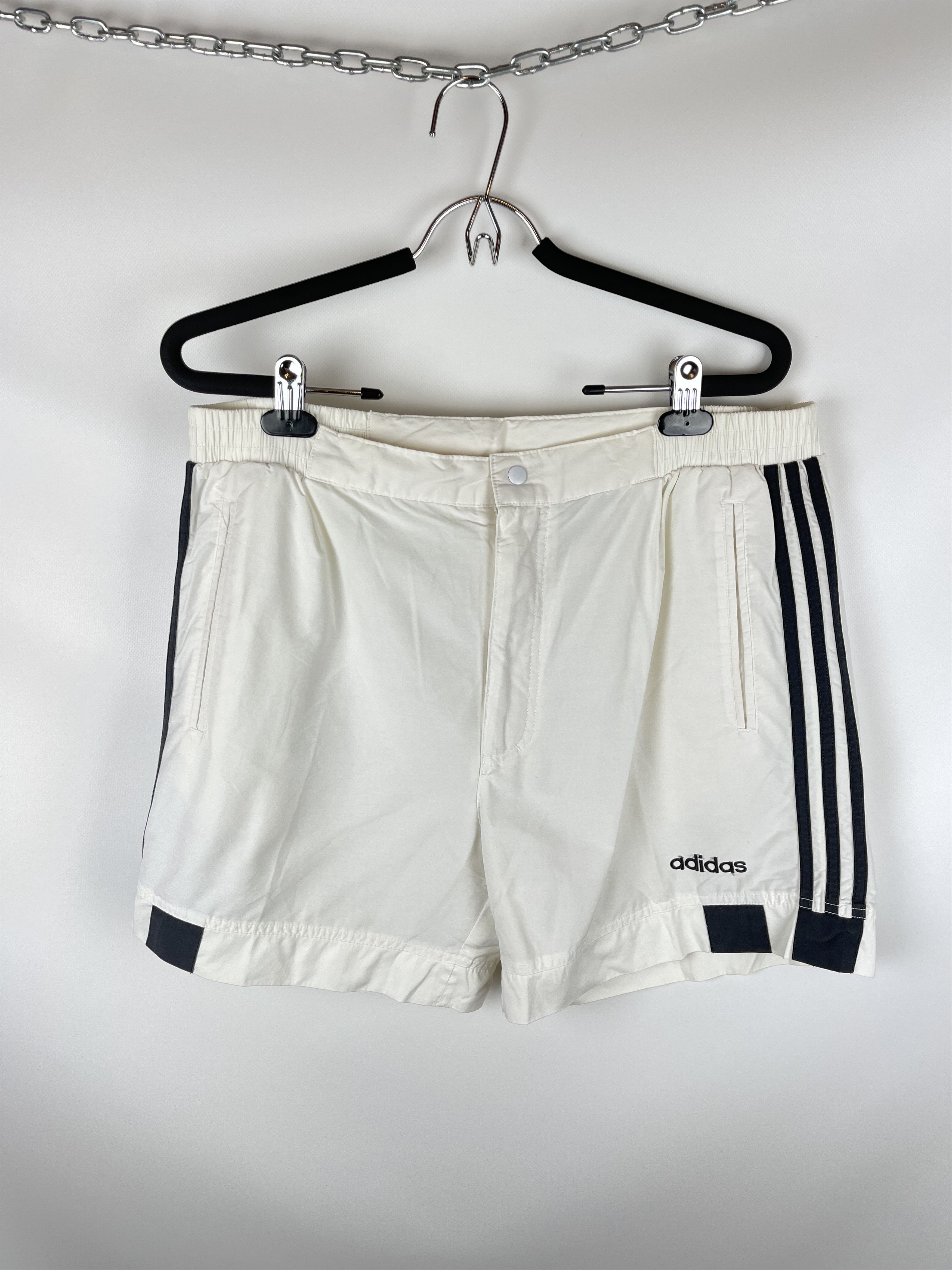 Adidas Adidas vintage 90s white with black stripes shorts hype Size US 36 / EU 52 - 1 Thumbnail