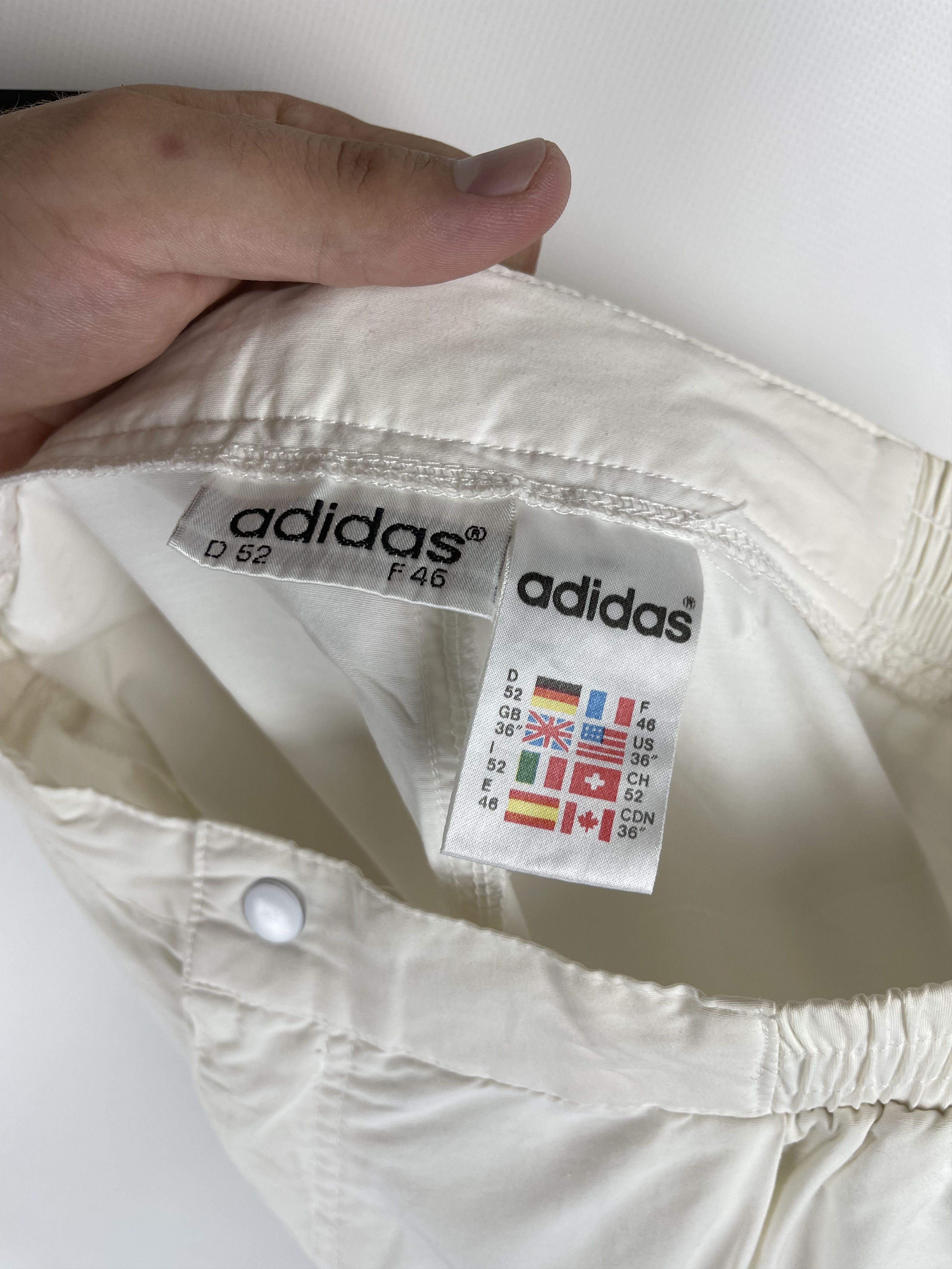 Adidas Adidas vintage 90s white with black stripes shorts hype Size US 36 / EU 52 - 6 Thumbnail