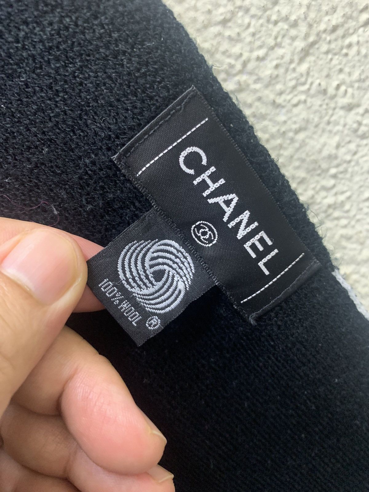 Chanel Chanel Scarves (66in x 18in) Size ONE SIZE - 3 Thumbnail