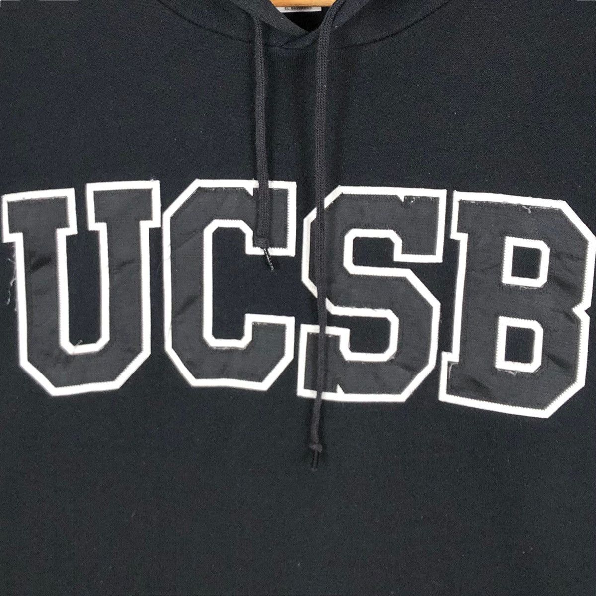 NCAA University Of California Santa Barbara Sweatshirt Hoodie Size US XL / EU 56 / 4 - 6 Thumbnail