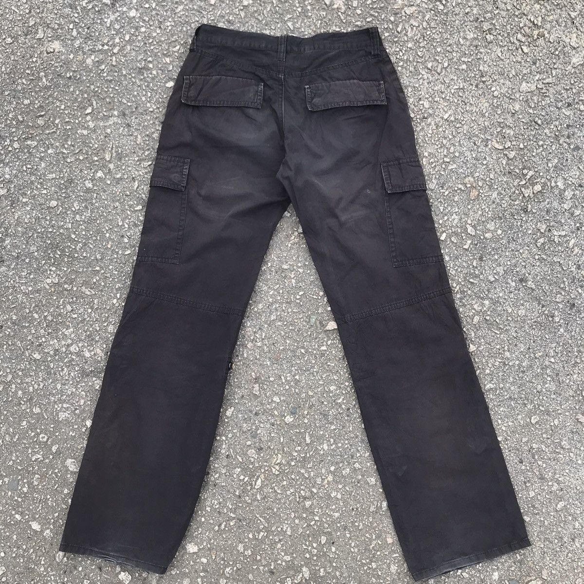 Japanese Brand Vintage Japanese Brand Black Faded Tactical Cargo Pants Size US 30 / EU 46 - 13 Thumbnail