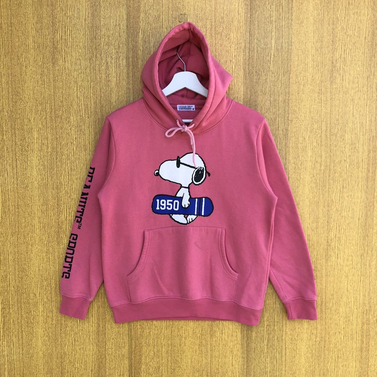 Vintage Peanuts Snoopy Hoodie Sweatshirt Pullover