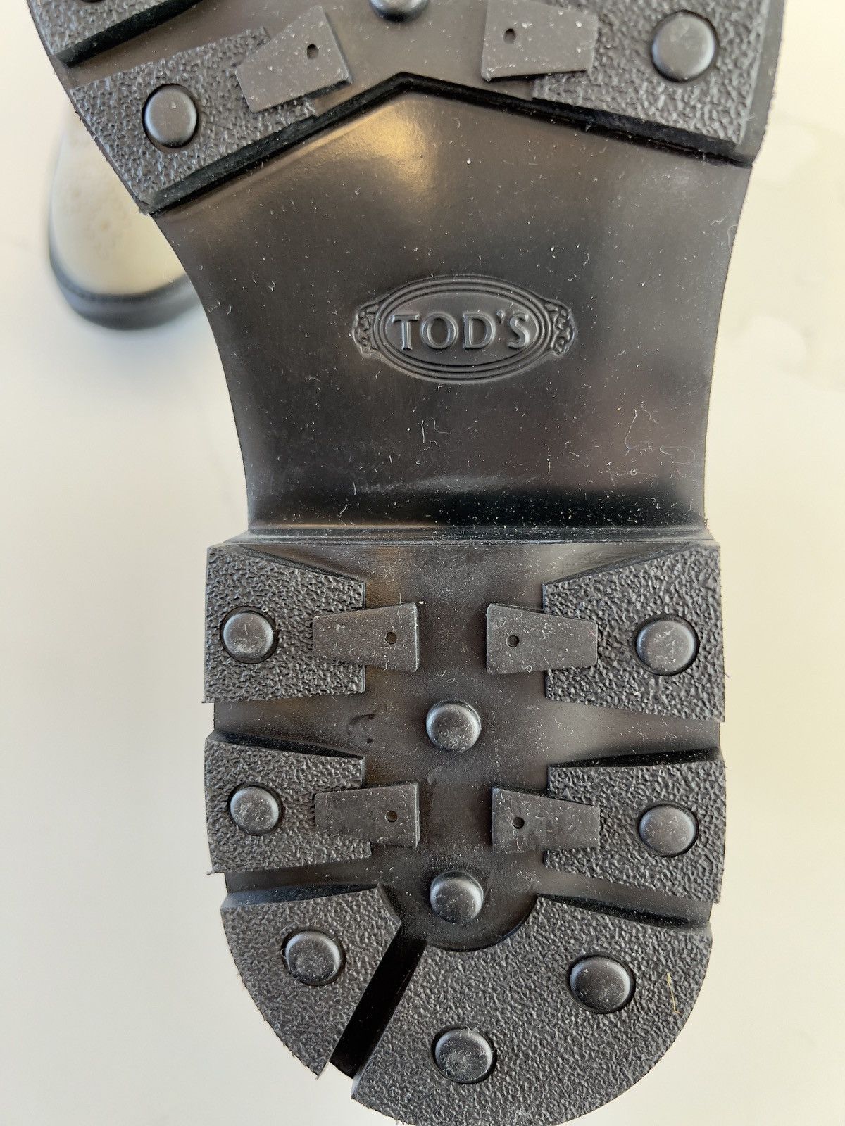 New in Box TODS Brown Suede Chelsea Boots with Semi Lug Sole