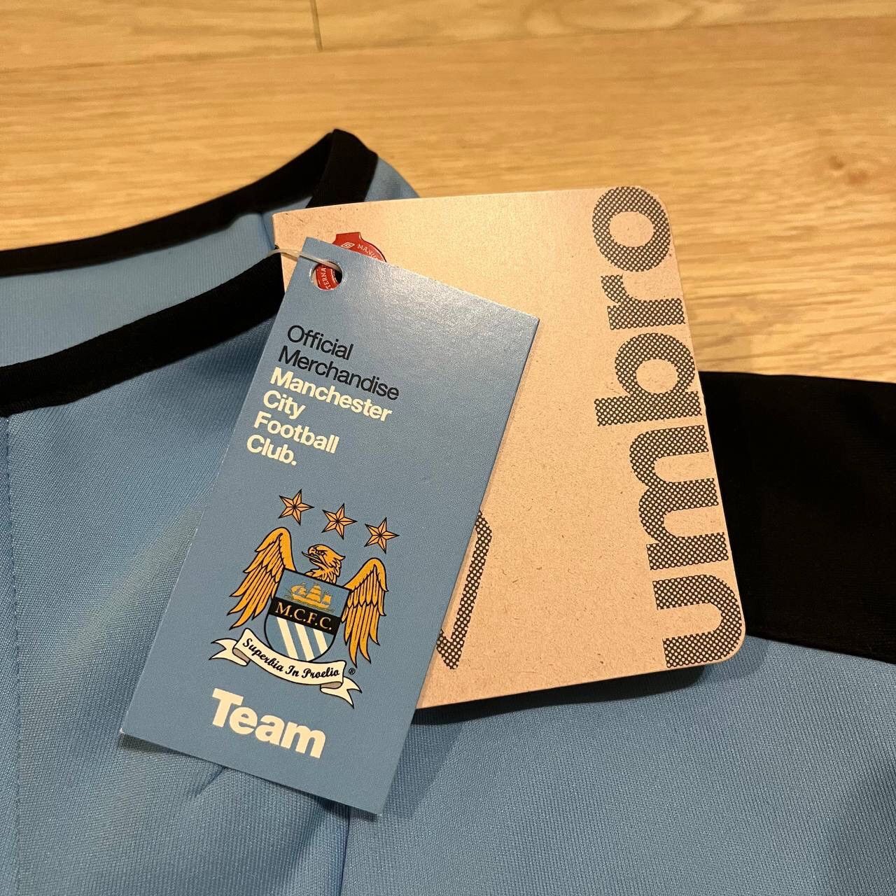 Umbro NWT MANCHESTER CITY UMBRO 2012/2013 FOOTBALL TRACK TOP Size US S / EU 44-46 / 1 - 9 Thumbnail