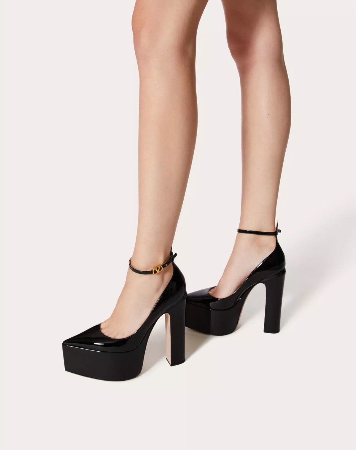 Valentino Garavani Tan-Go patent leather platform pumps
