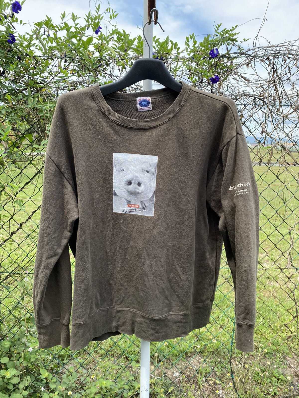 Japanese Brand × Vintage Vintage The Drug Store Club Symbol of Happiness Sweatshirts Size M / US 6-8 / IT 42-44 - 1 Thumbnail