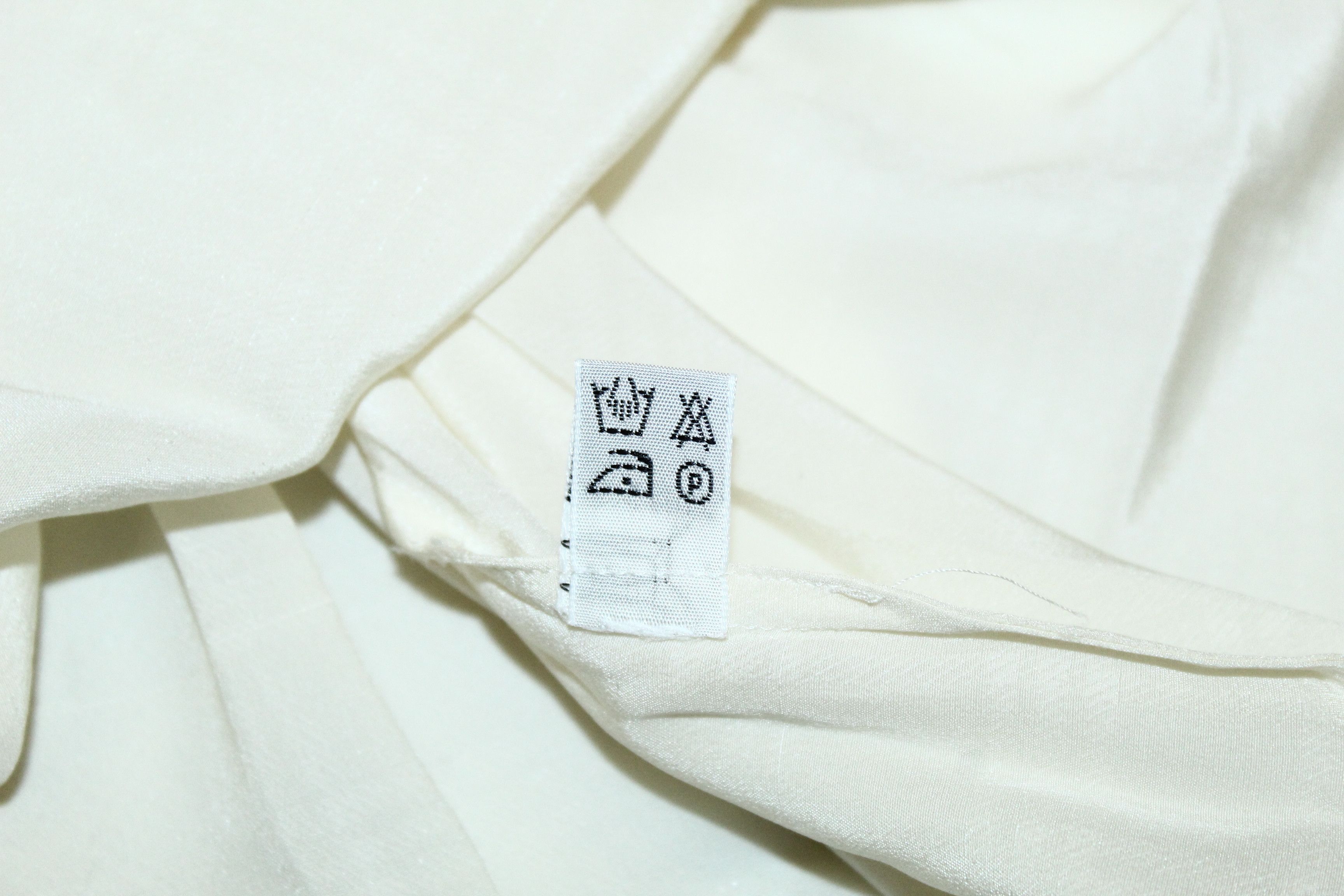 Furla Bagutta Italy Ivory Checkered Drop neck Silk Blouse Size L / US 10 / IT 46 - 9 Thumbnail