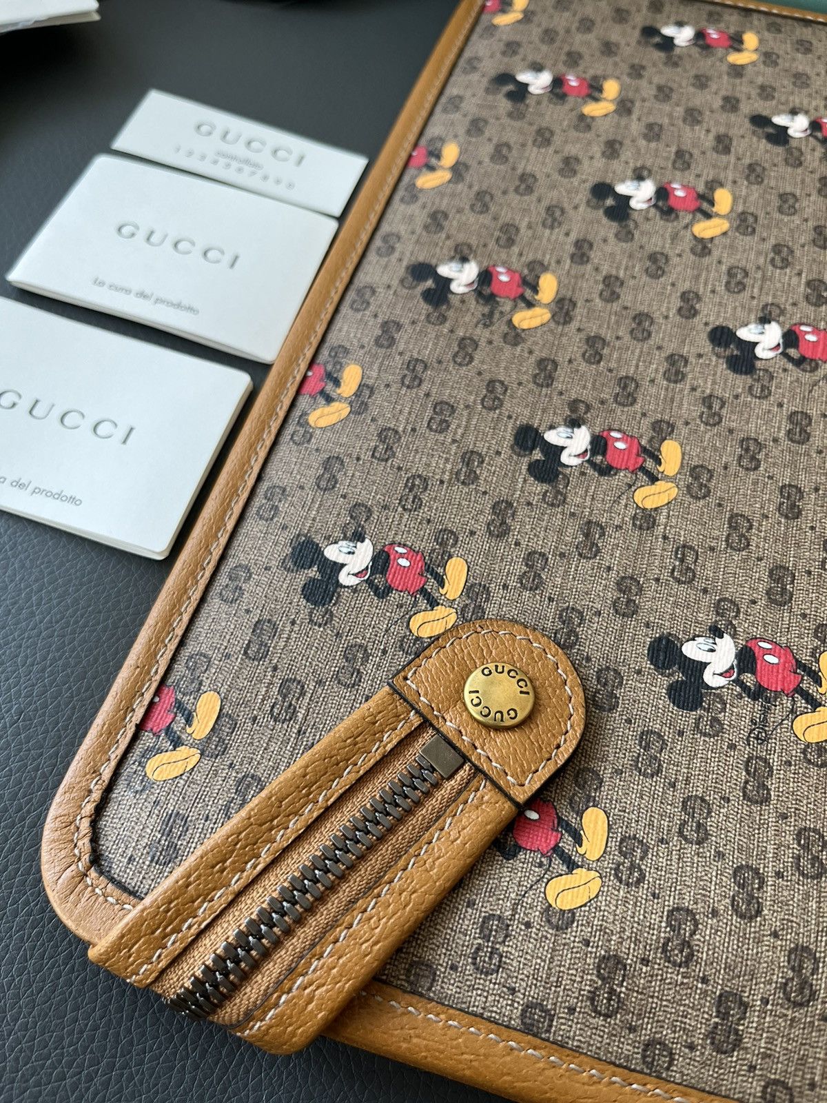 Disney × Gucci Super Runway Gucci x Disney Limited Edition Leather Pouch Size ONE SIZE - 12 Thumbnail