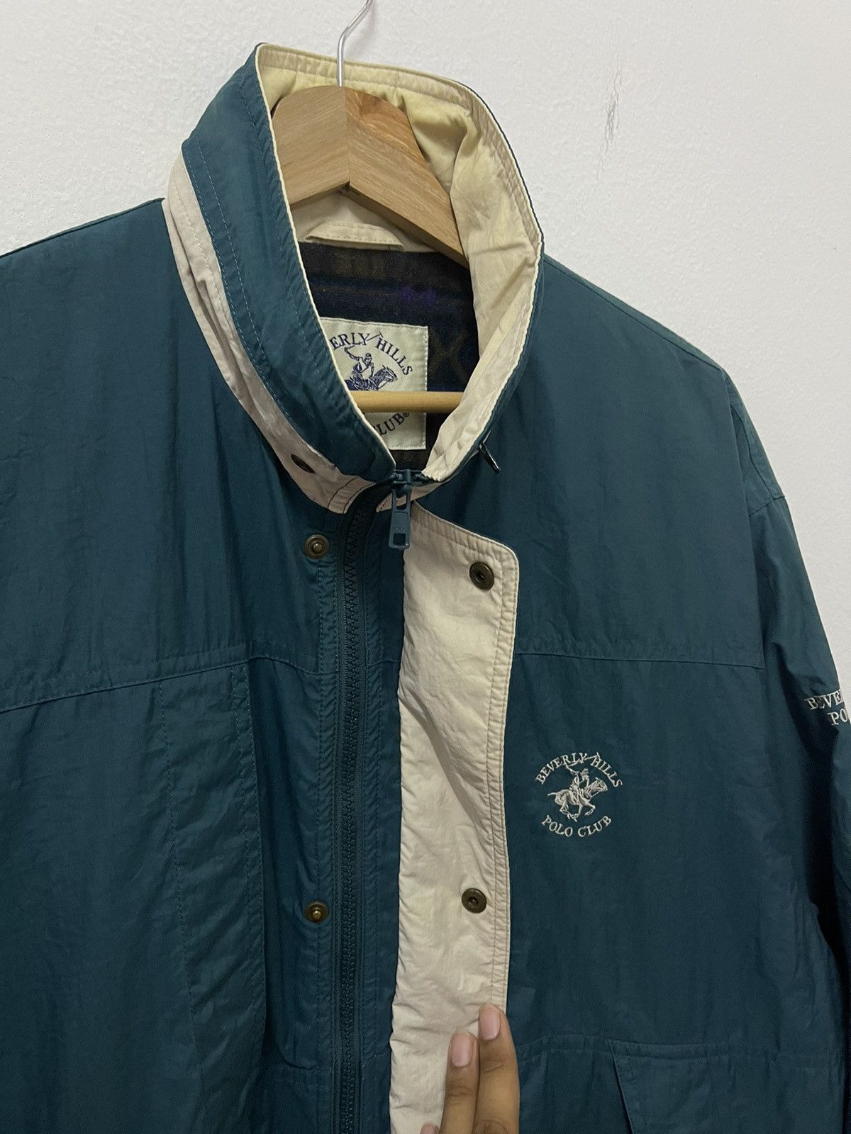 Beverly Hills Polo Club Vtg Beverly Hills Polo Club MiniLogo Embroidery Ligh Jacket Size US L / EU 52-54 / 3 - 6 Thumbnail