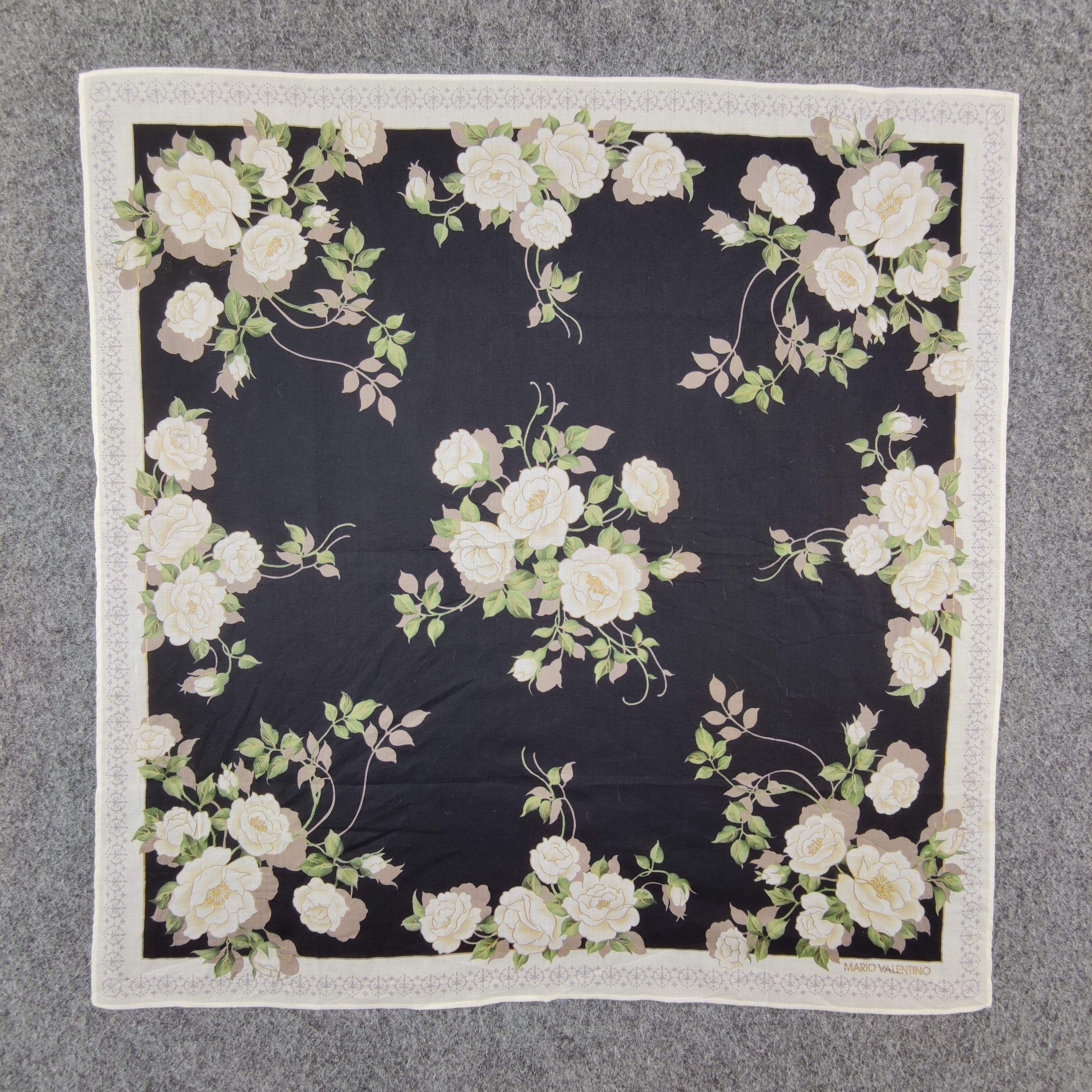 Mario Valentino Handkerchief/Neckerchief/Bandana