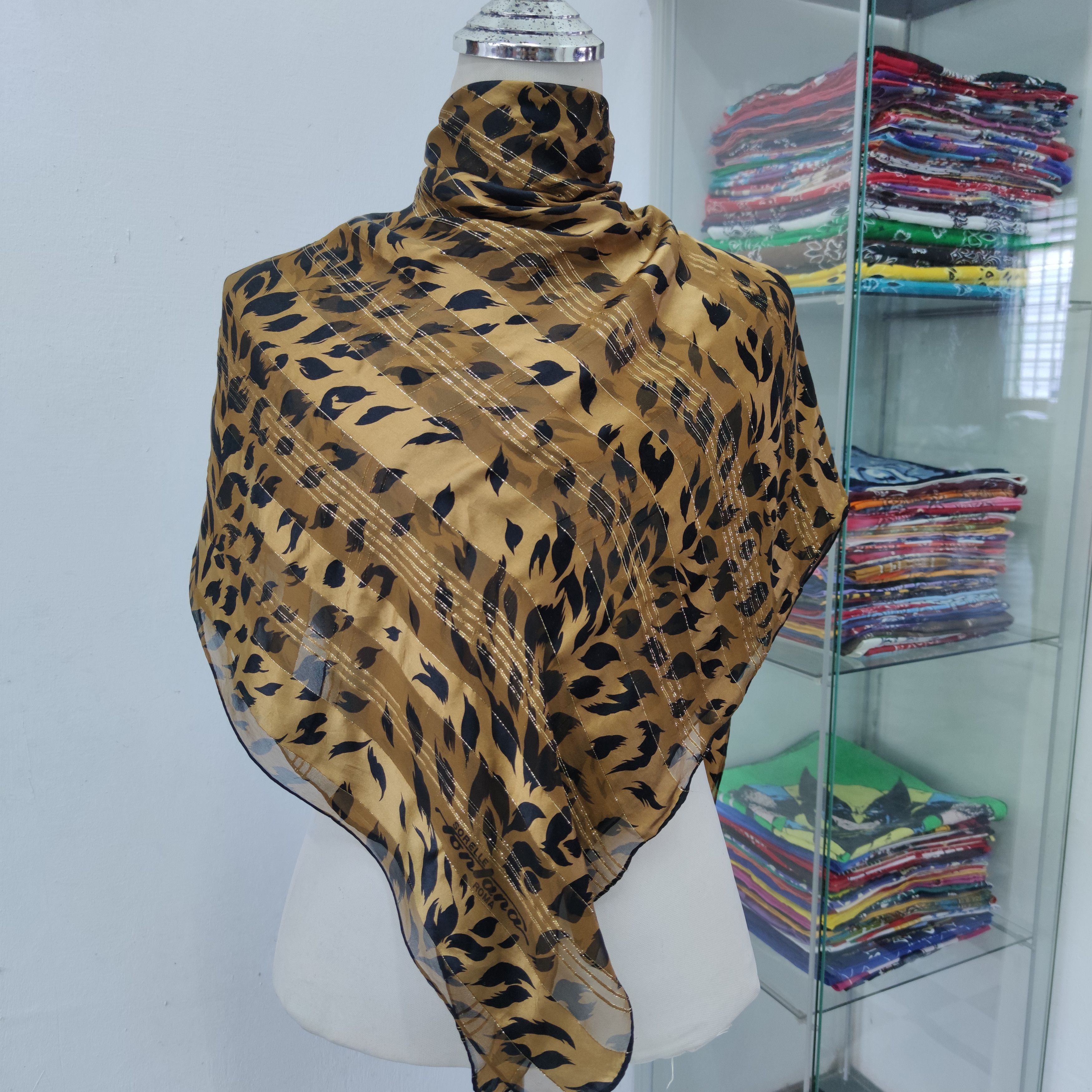 Other × Vintage Sorelle Fontana Silk Scarf Size ONE SIZE - 1 Thumbnail