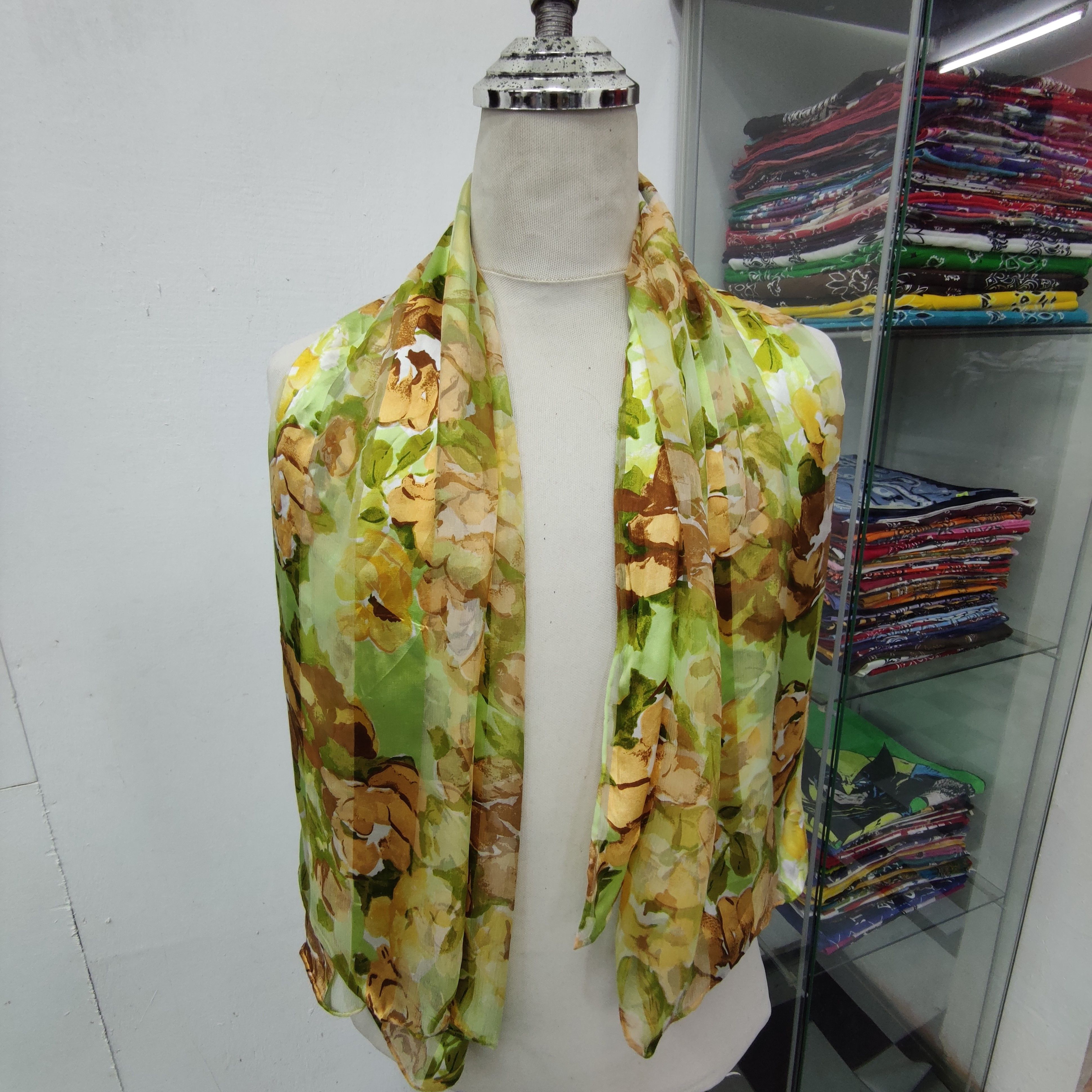 Vintage Leilian Silk Scarf Size ONE SIZE - 1 Thumbnail