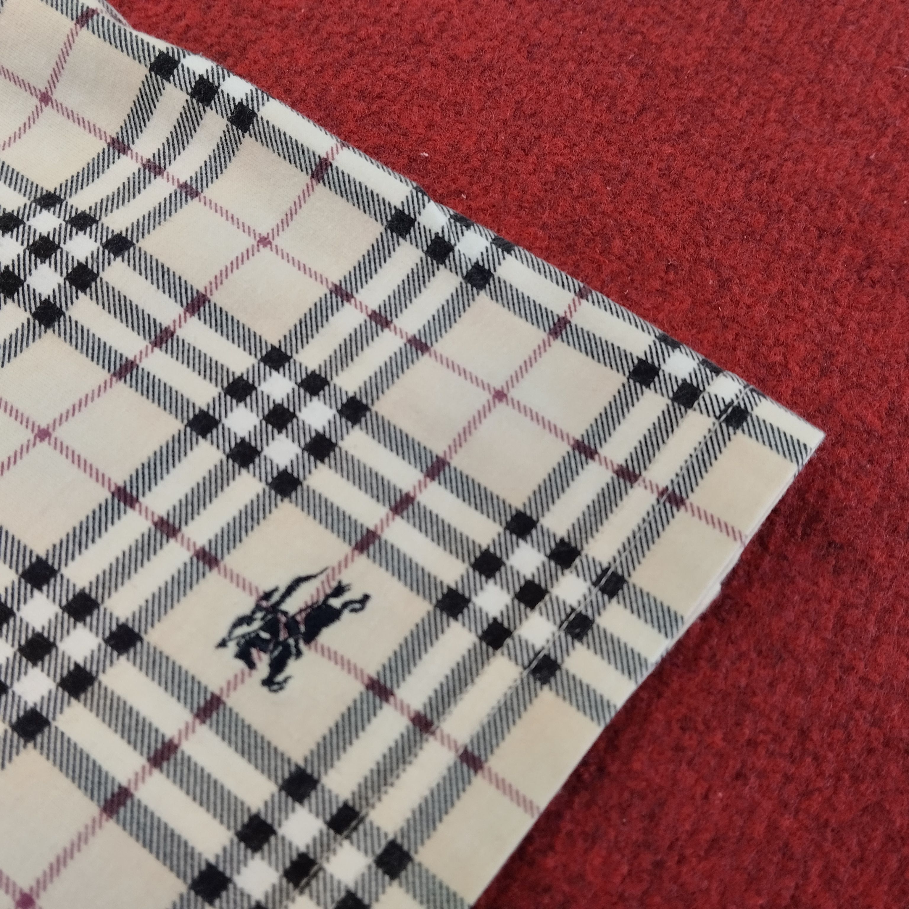 Burberry × Vintage Burberry London Nova Check Vintage TShirt Size S / US 4 / IT 40 - 4 Thumbnail