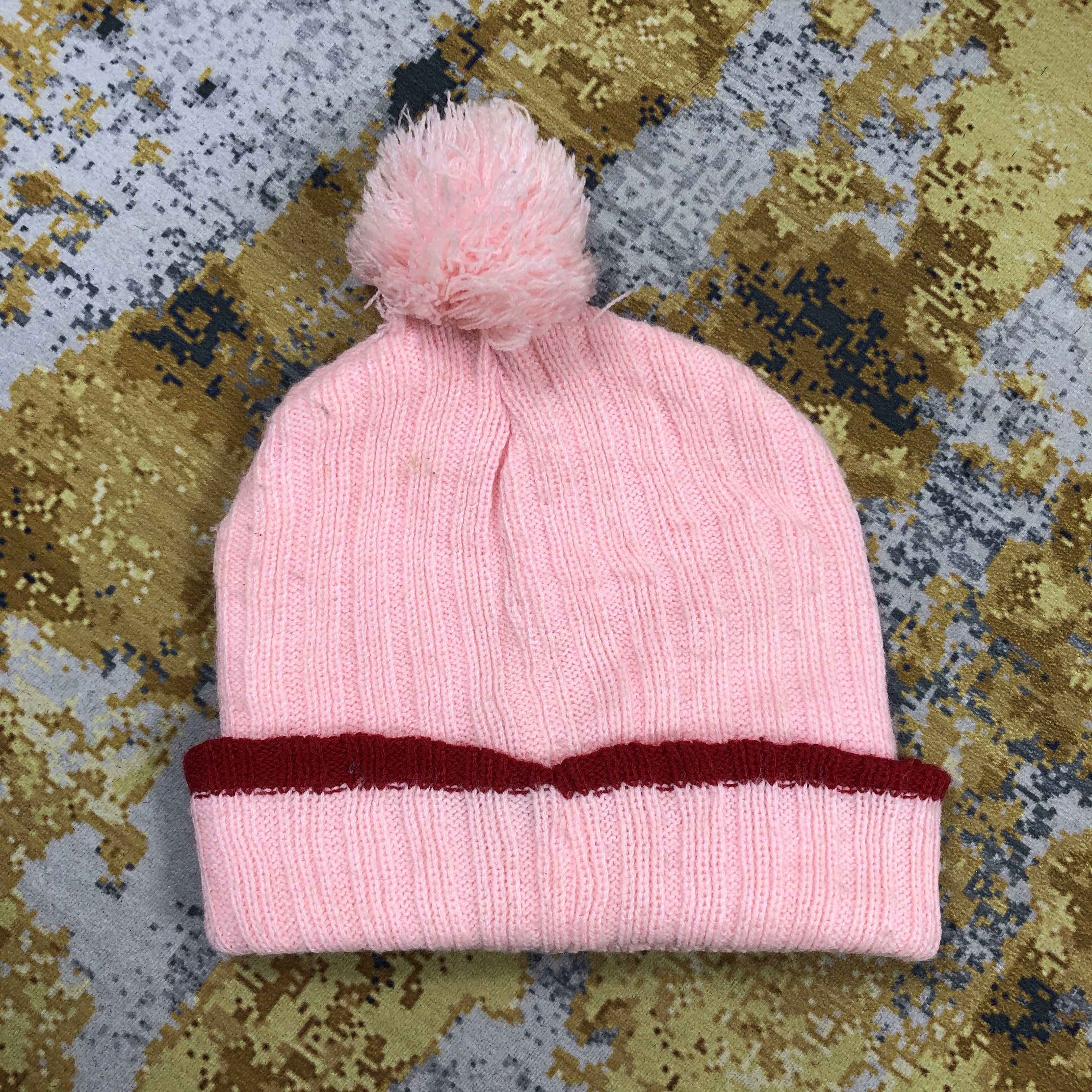 Anime × Japanese Brand × Vintage Vintage Hello Kitty 2004 Bobble Beanie Hat B2160 Size ONE SIZE - 4 Thumbnail