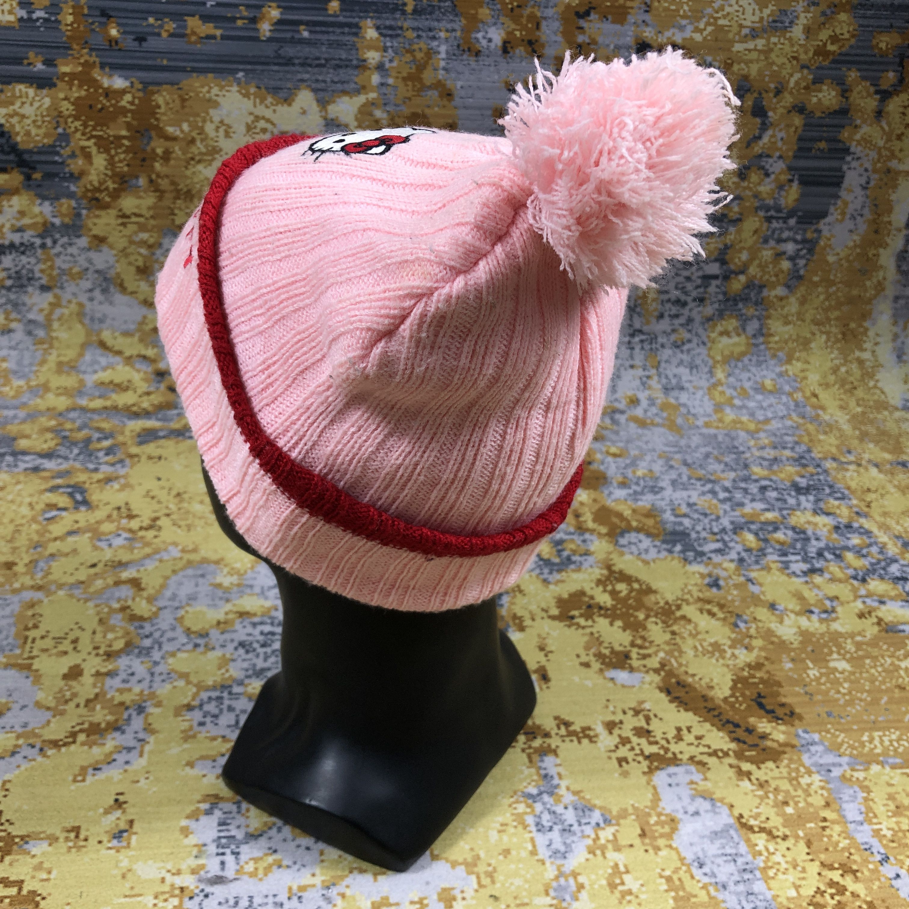 Anime × Japanese Brand × Vintage Vintage Hello Kitty 2004 Bobble Beanie Hat B2160 Size ONE SIZE - 2 Thumbnail