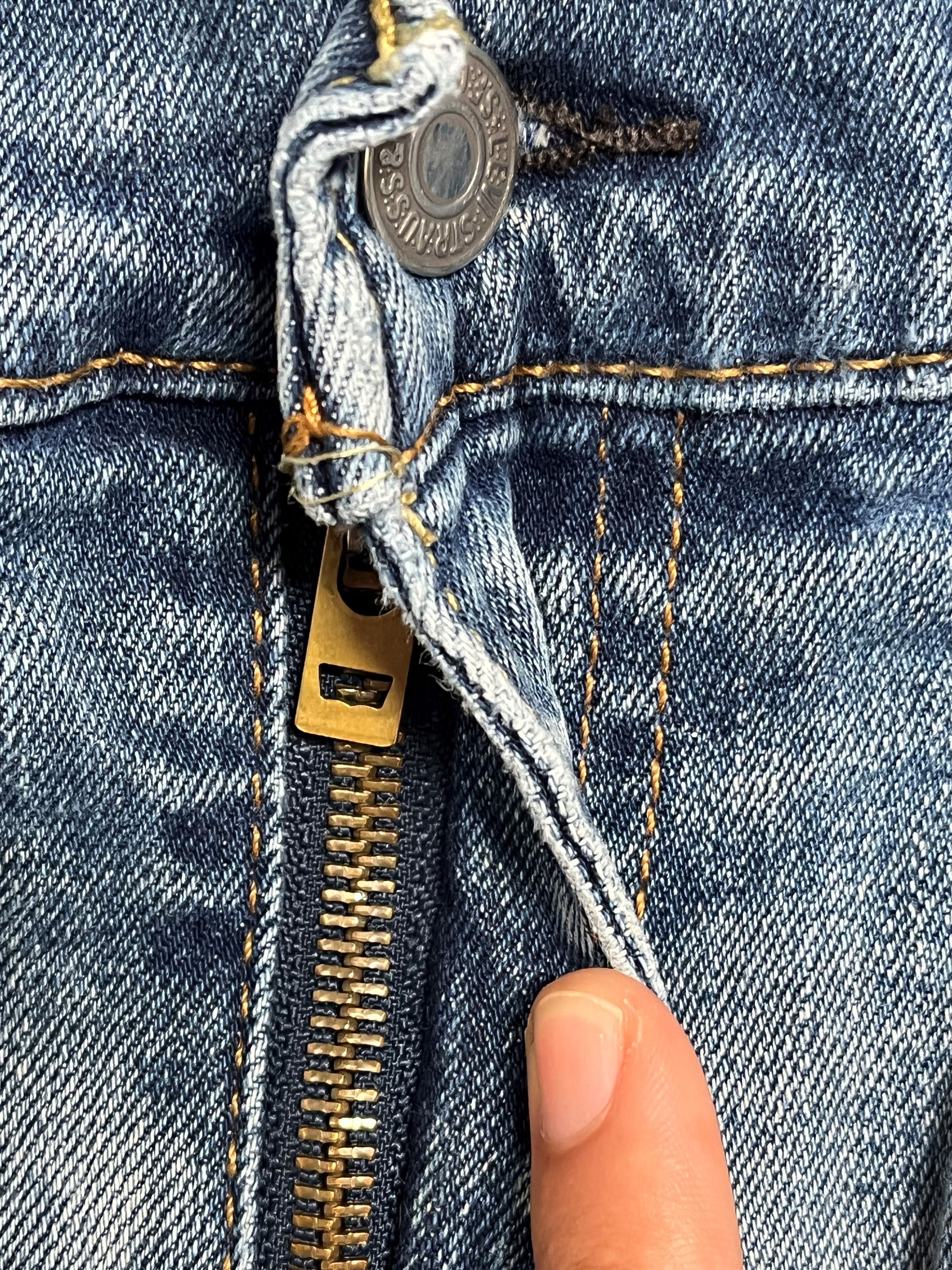 Levi's × Vintage Vintage Levi's Faded Distressed Denim Slim Jeans L68 Size US 34 / EU 50 - 5 Thumbnail