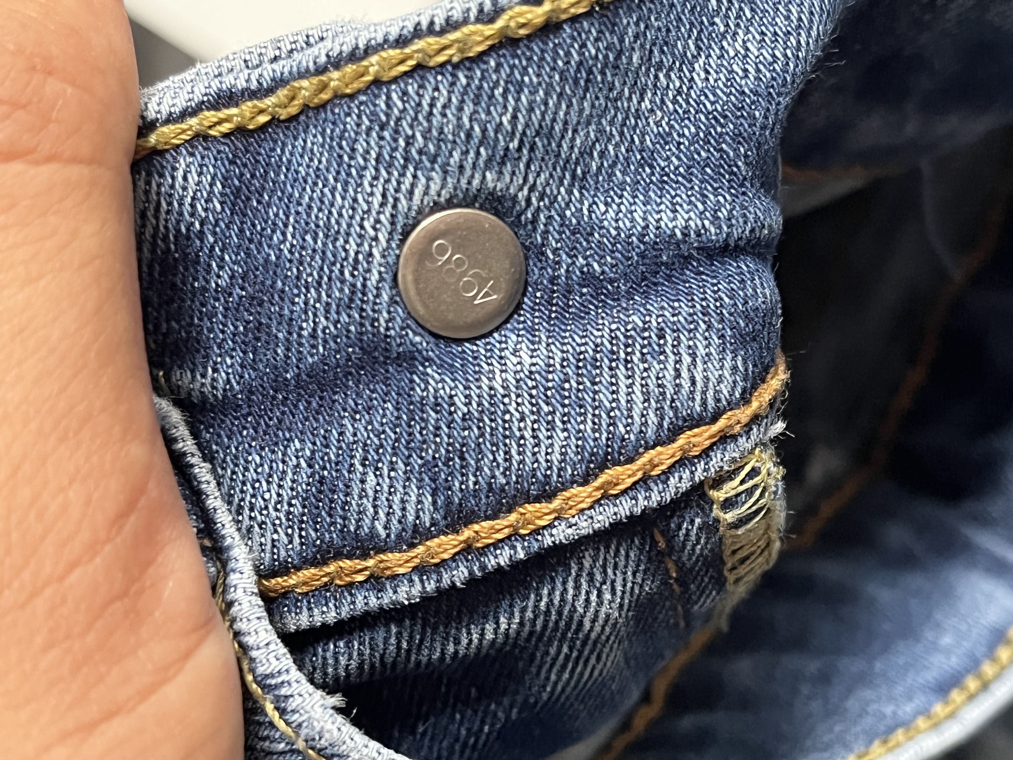 Levi's × Vintage Vintage Levi's Faded Distressed Denim Slim Jeans L68 Size US 34 / EU 50 - 11 Thumbnail