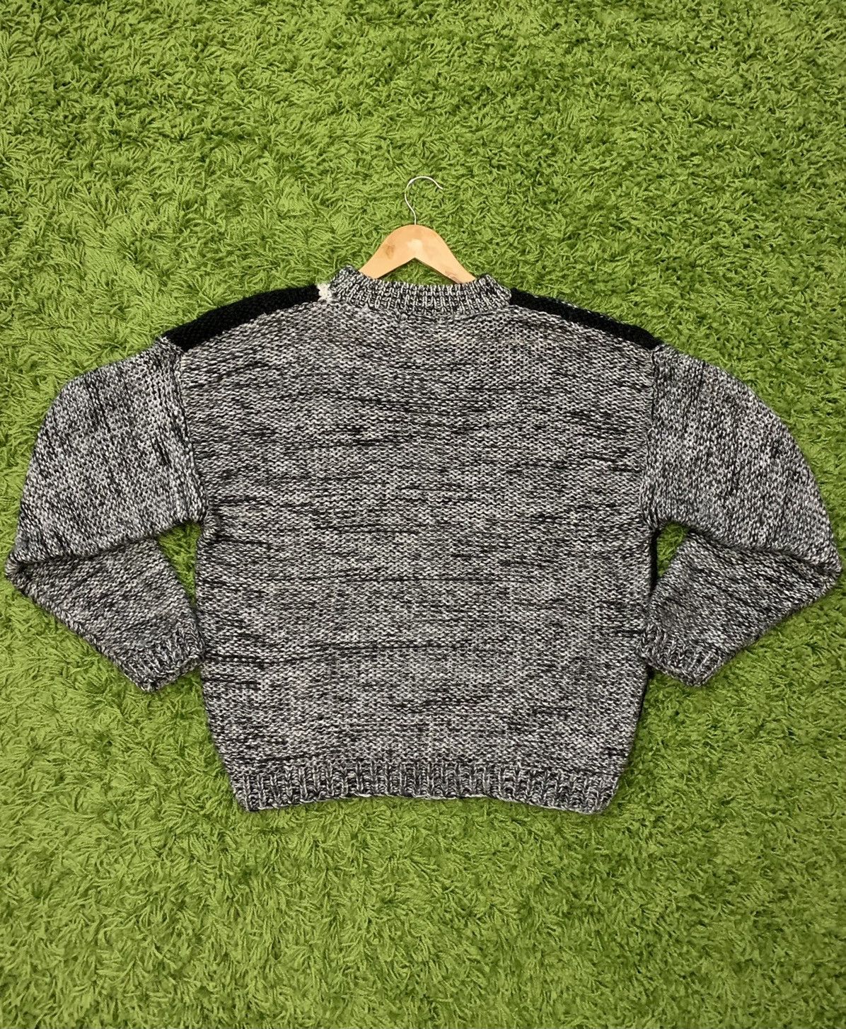 Vintage Vintage 90s Coogi Style Knit Sweater Large City Streets Size US L / EU 52-54 / 3 - 4 Thumbnail