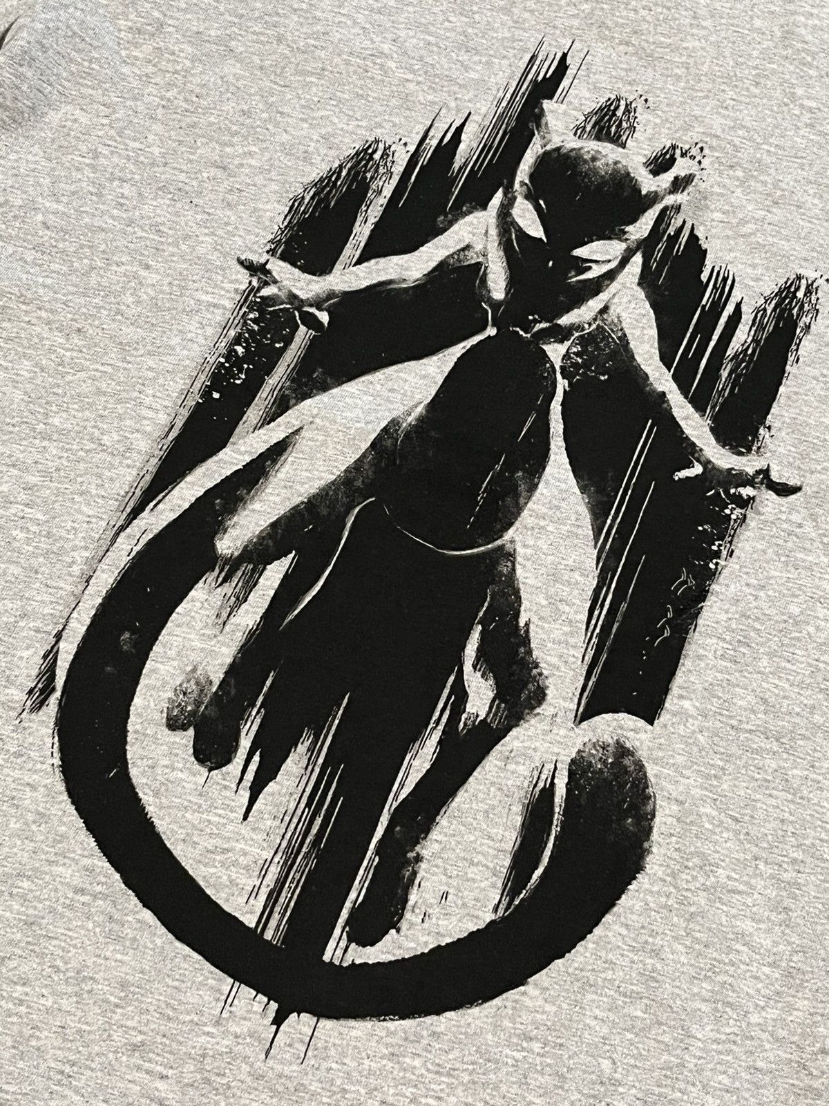 Pokemon × Uniqlo Rare Pokémon X Uniqlo Mewtwo Gray Tee Shirt Size Small Size US M / EU 48-50 / 2 - 4 Thumbnail