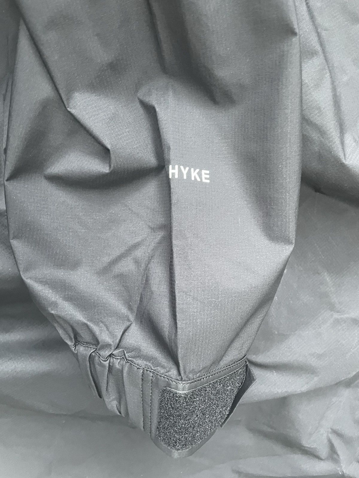 HYKE Hyke entrant gen1 ecwcs size M Size US M / EU 48-50 / 2 - 11 Thumbnail
