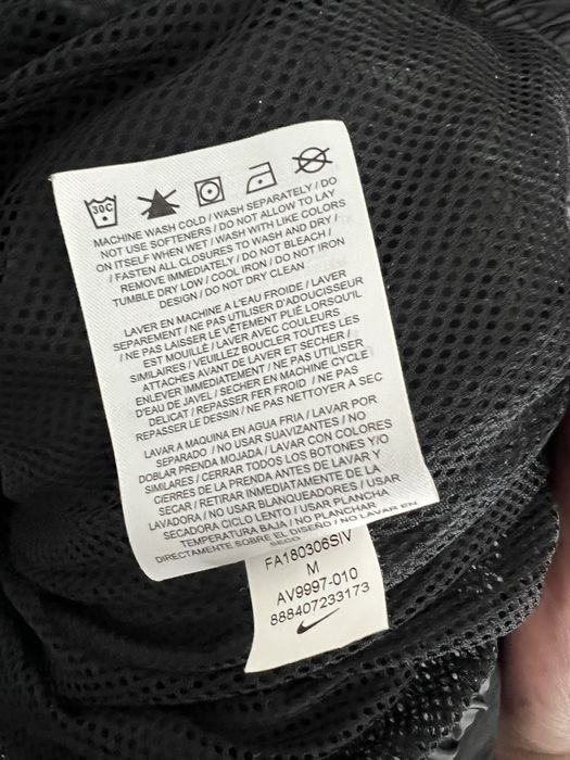 skair tracksuit