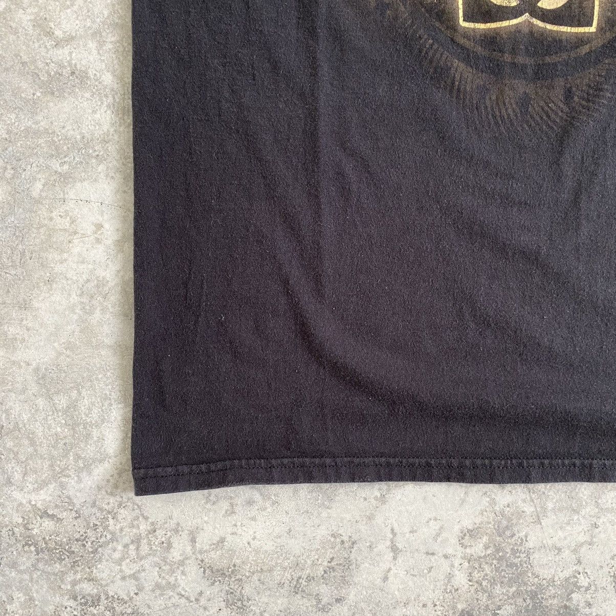 Band Tees Vintage 2000’s Breaking Benjamin Rock Band T-shirt Size US M / EU 48-50 / 2 - 6 Thumbnail