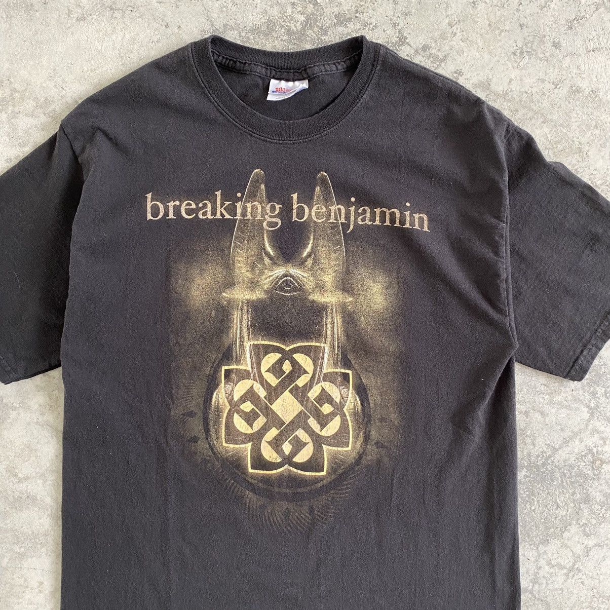 Band Tees Vintage 2000’s Breaking Benjamin Rock Band T-shirt Size US M / EU 48-50 / 2 - 3 Thumbnail