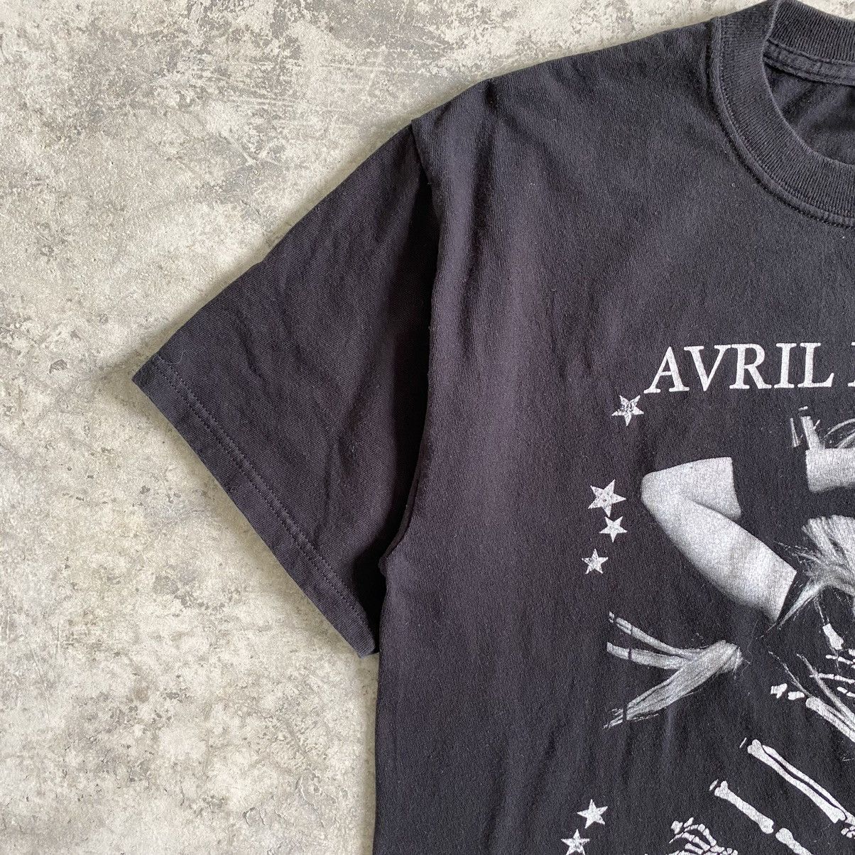 Band Tees Vintage Y2K Avril Lavigne Promo Tour T-shirt Size US M / EU 48-50 / 2 - 4 Thumbnail