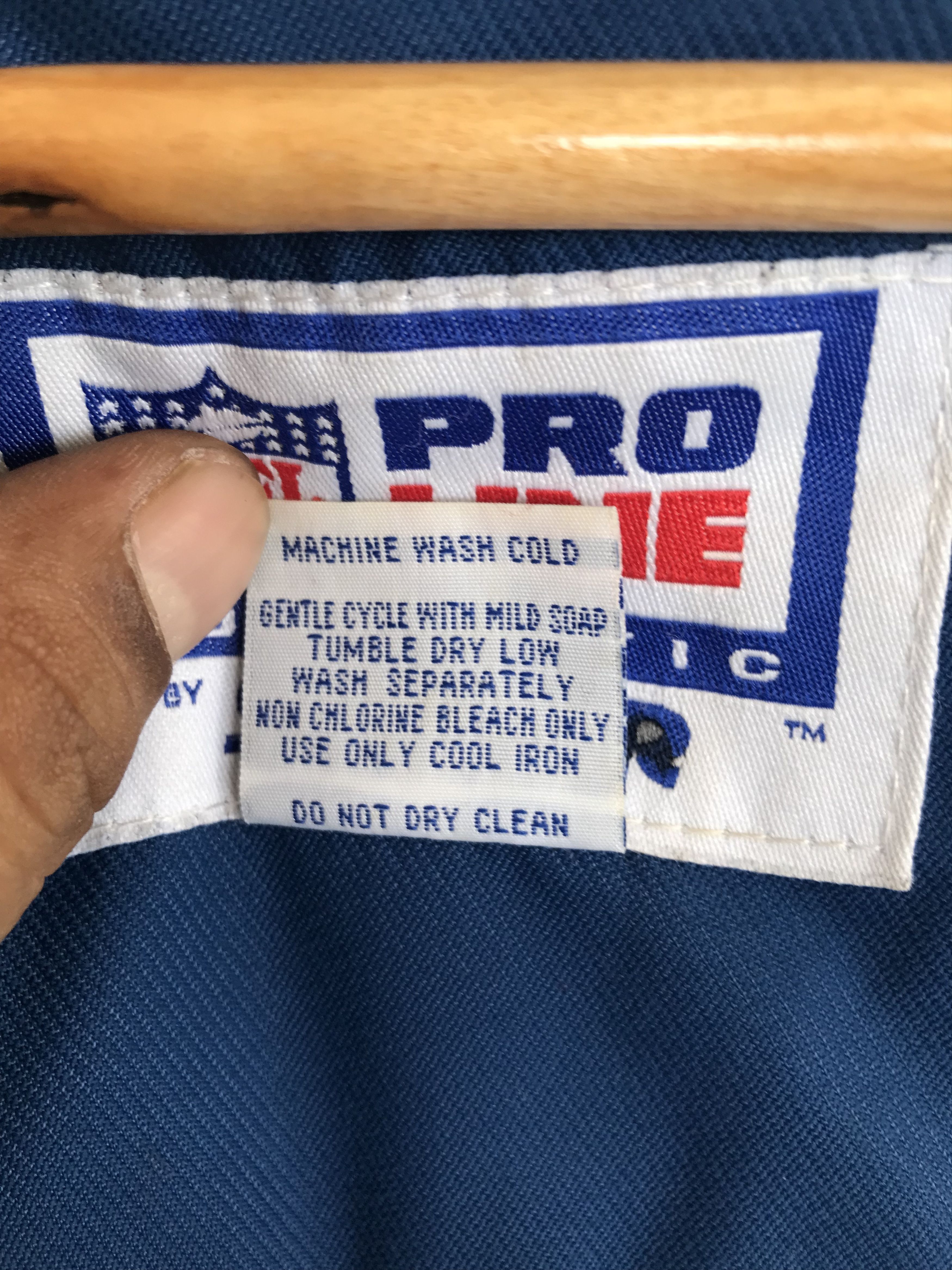 Starter Vintage 90s Starter Dallas Cowboys NFL Puffer Jacket Size US L / EU 52-54 / 3 - 18 Thumbnail