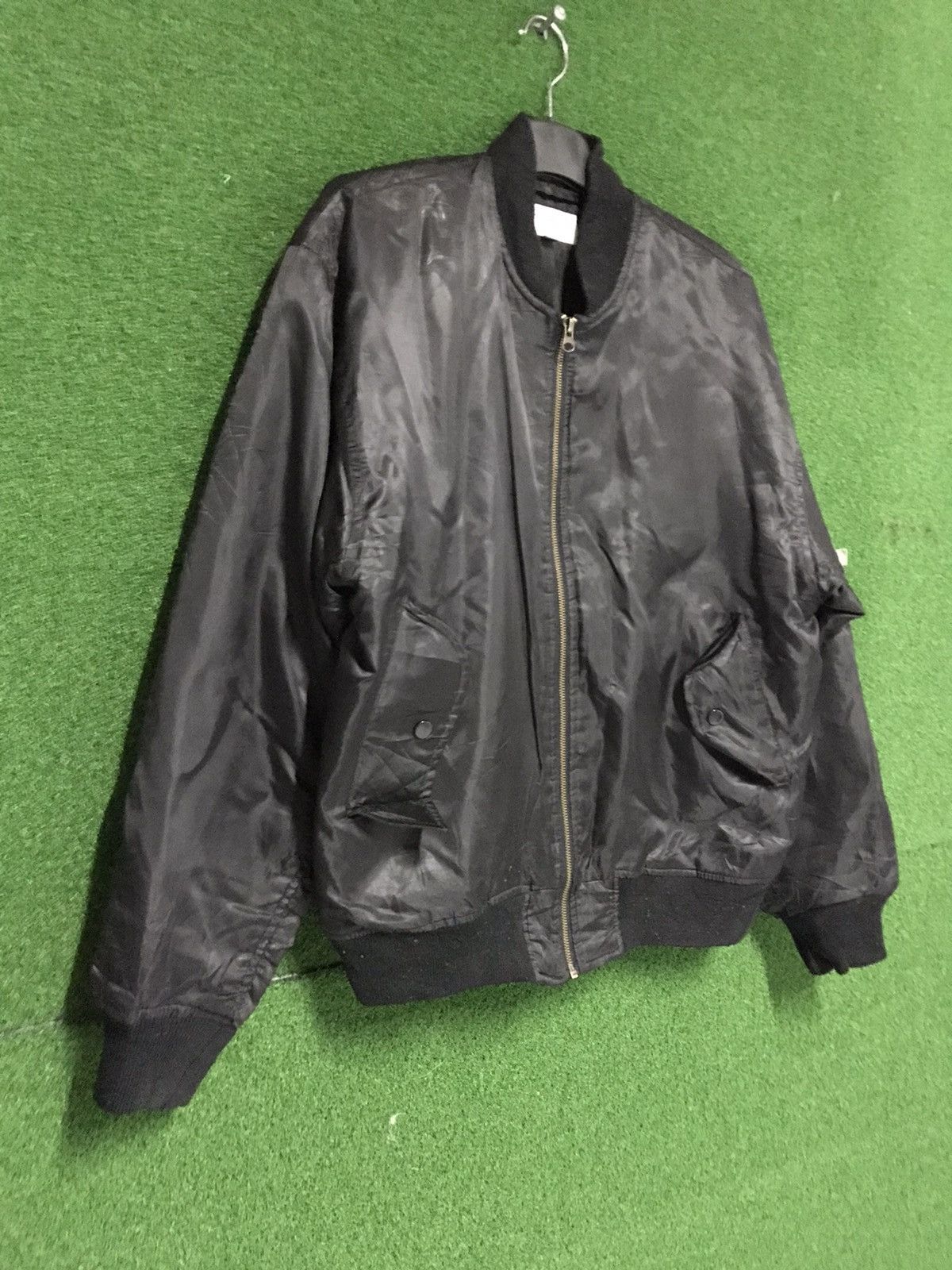 Vintage Vintage MA-1 Flight Bomber Jacket Black USA Size US L / EU 52-54 / 3 - 3 Thumbnail