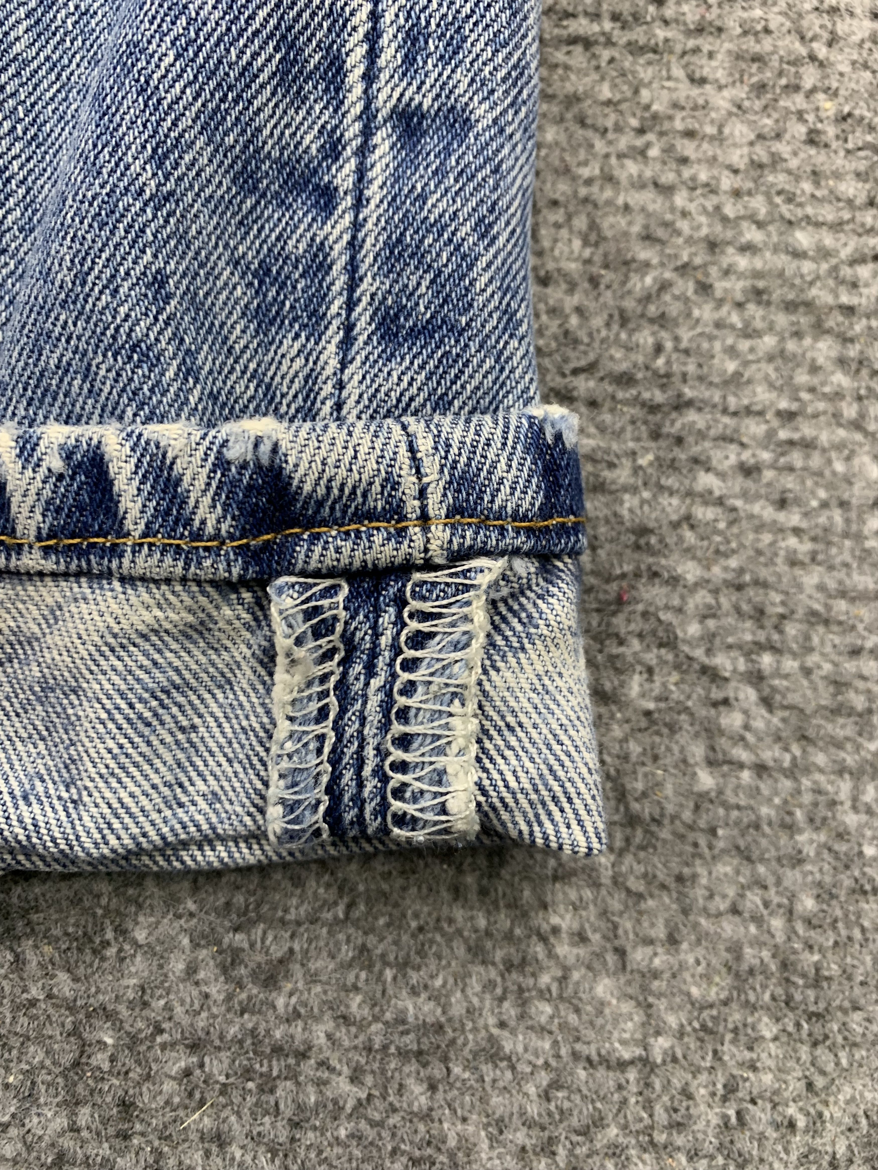 Levi's Vintage 90s Levis 501 Faded Blue Jeans DP1743 Size US 35 - 10 Thumbnail