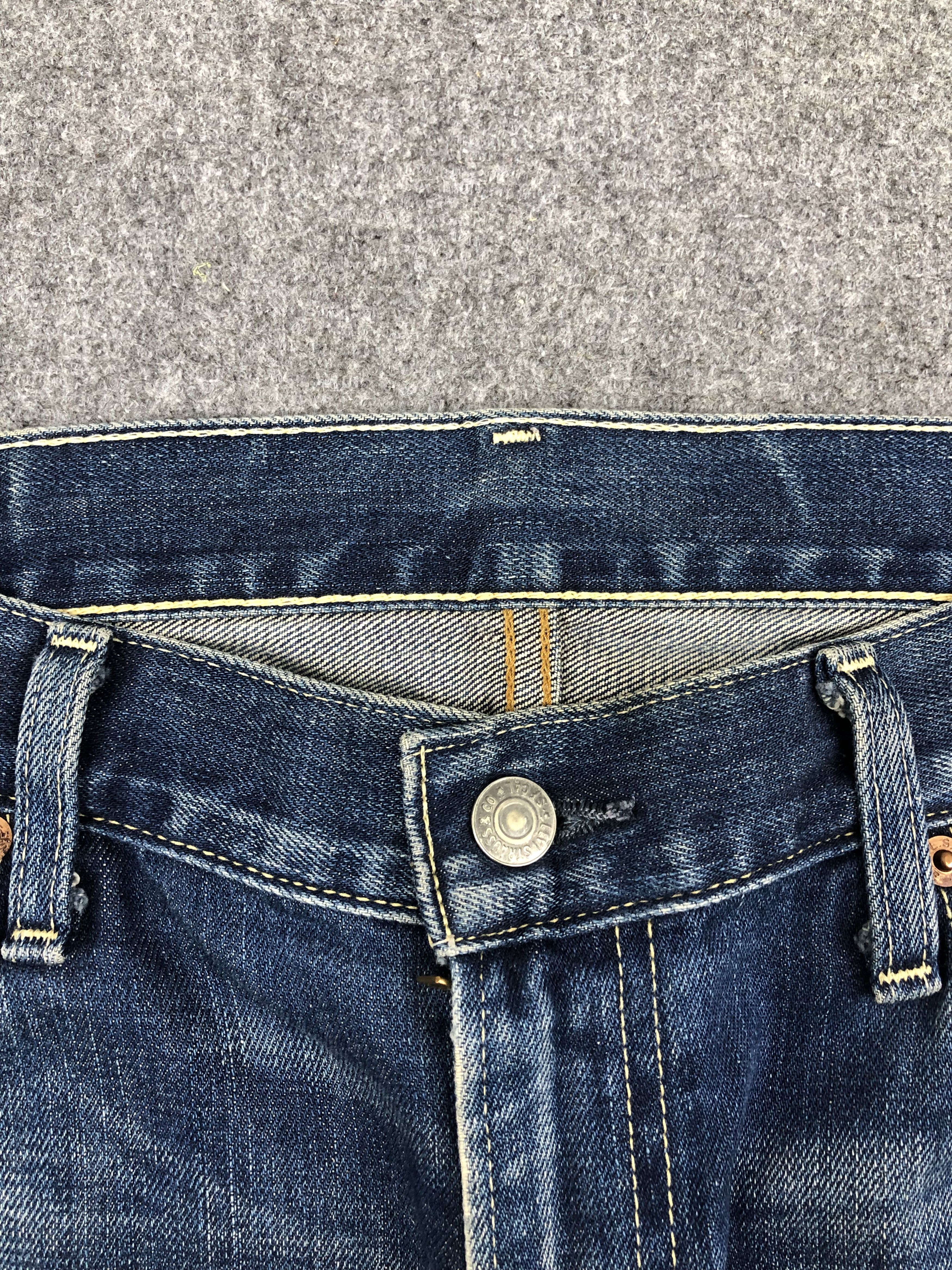 Levi's Vintage Levis 502 Faded Blue Jeans DP1677 Size US 37 - 12 Thumbnail
