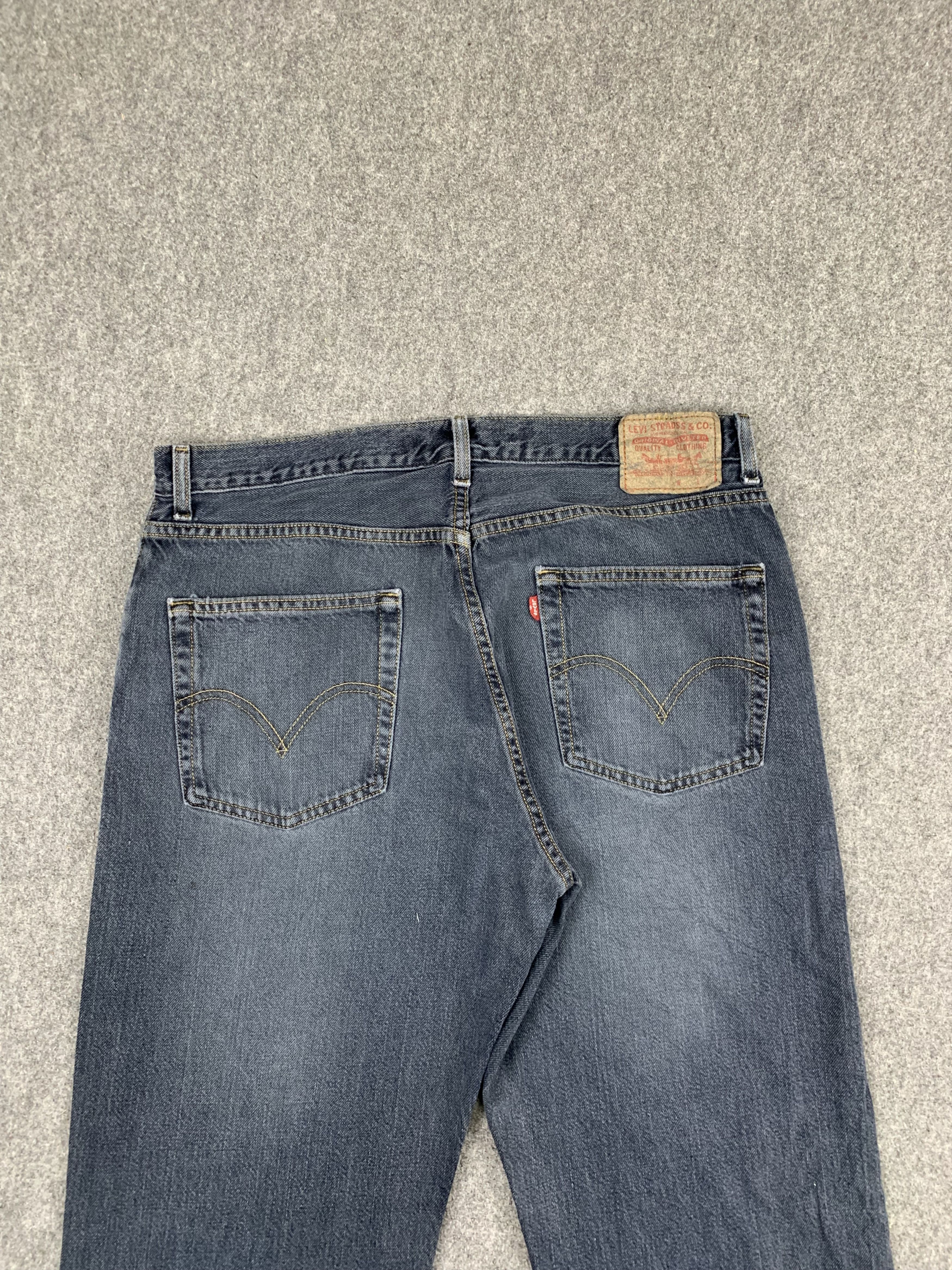 Levi's Vintage Levis 569 Faded Blue Jeans DP1760 Size US 37 - 4 Thumbnail