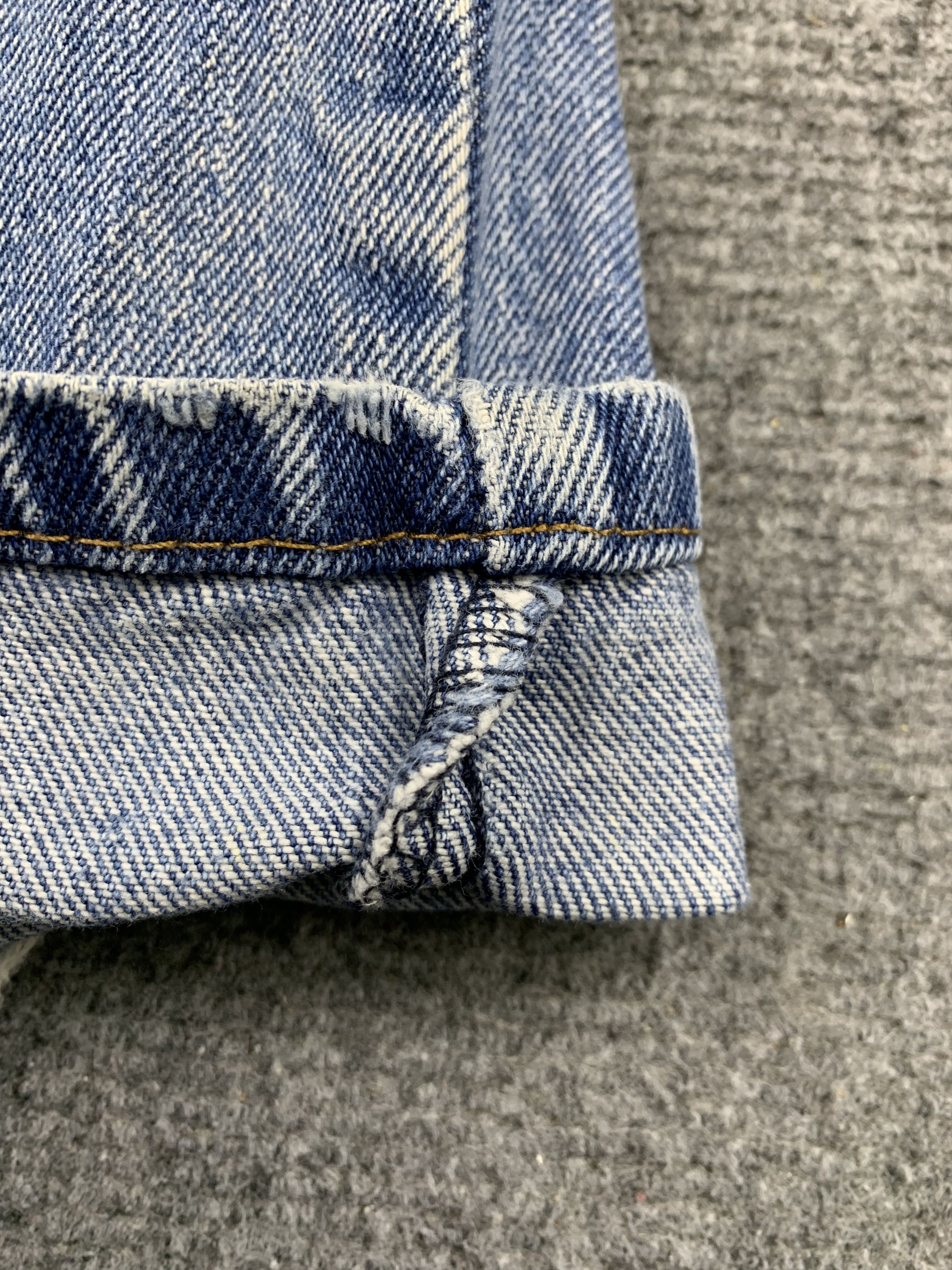 Levi's Vintage Levis 550 Light Wash Jeans DP1758 Size US 36 / EU 52 - 7 Thumbnail