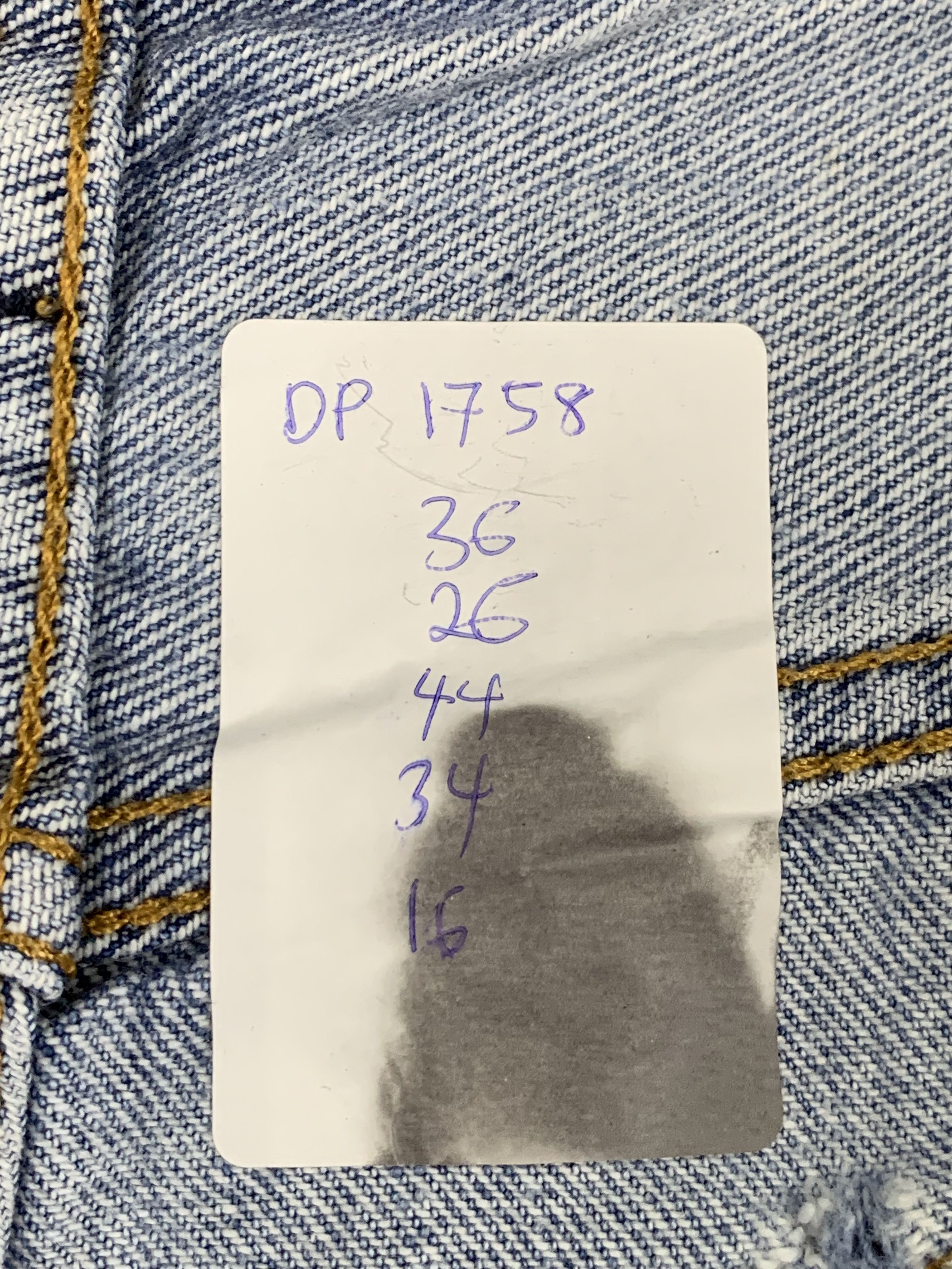 Levi's Vintage Levis 550 Light Wash Jeans DP1758 Size US 36 / EU 52 - 17 Thumbnail