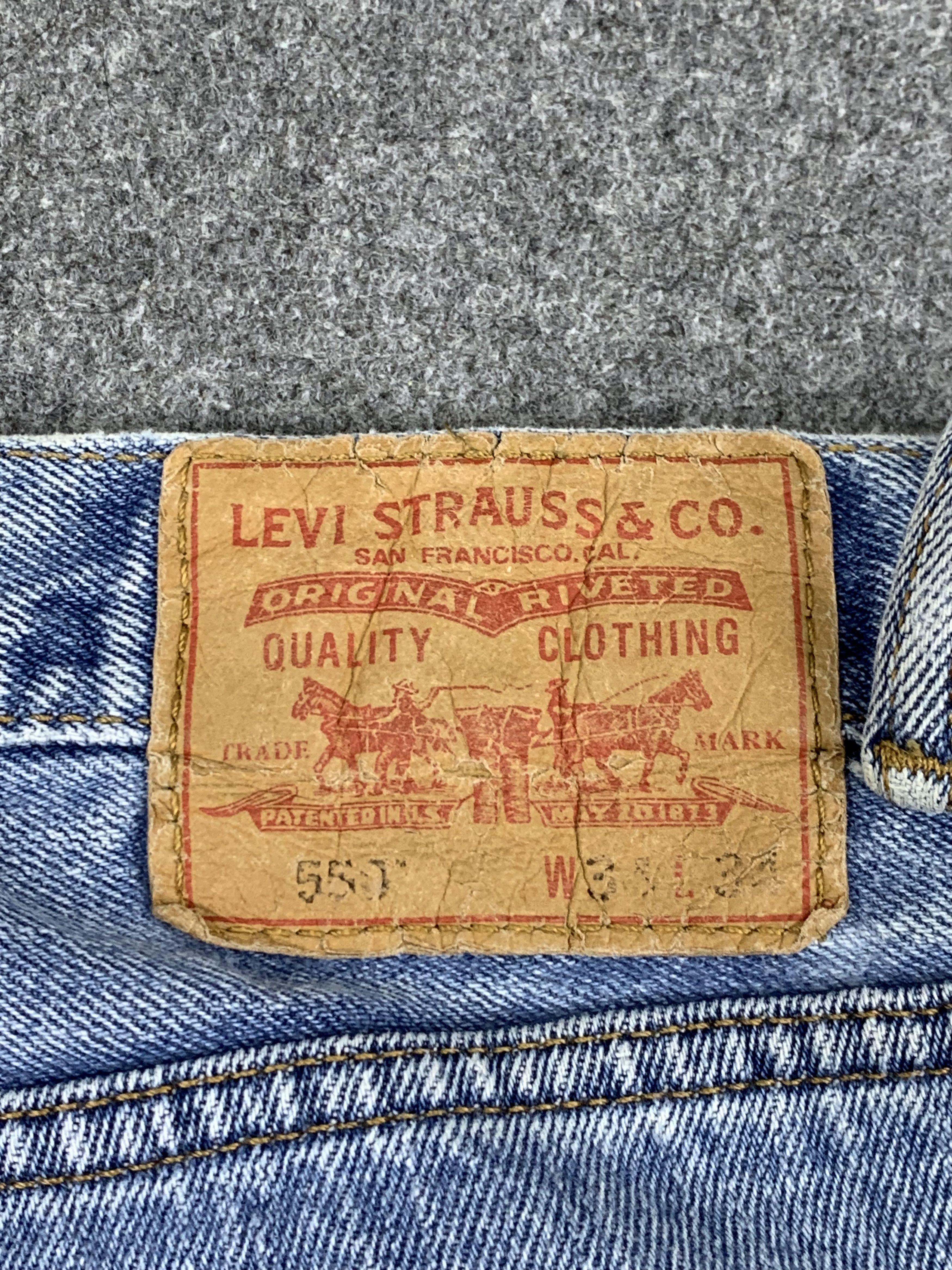 Levi's Vintage Levis 550 Light Wash Jeans DP1758 Size US 36 / EU 52 - 5 Thumbnail