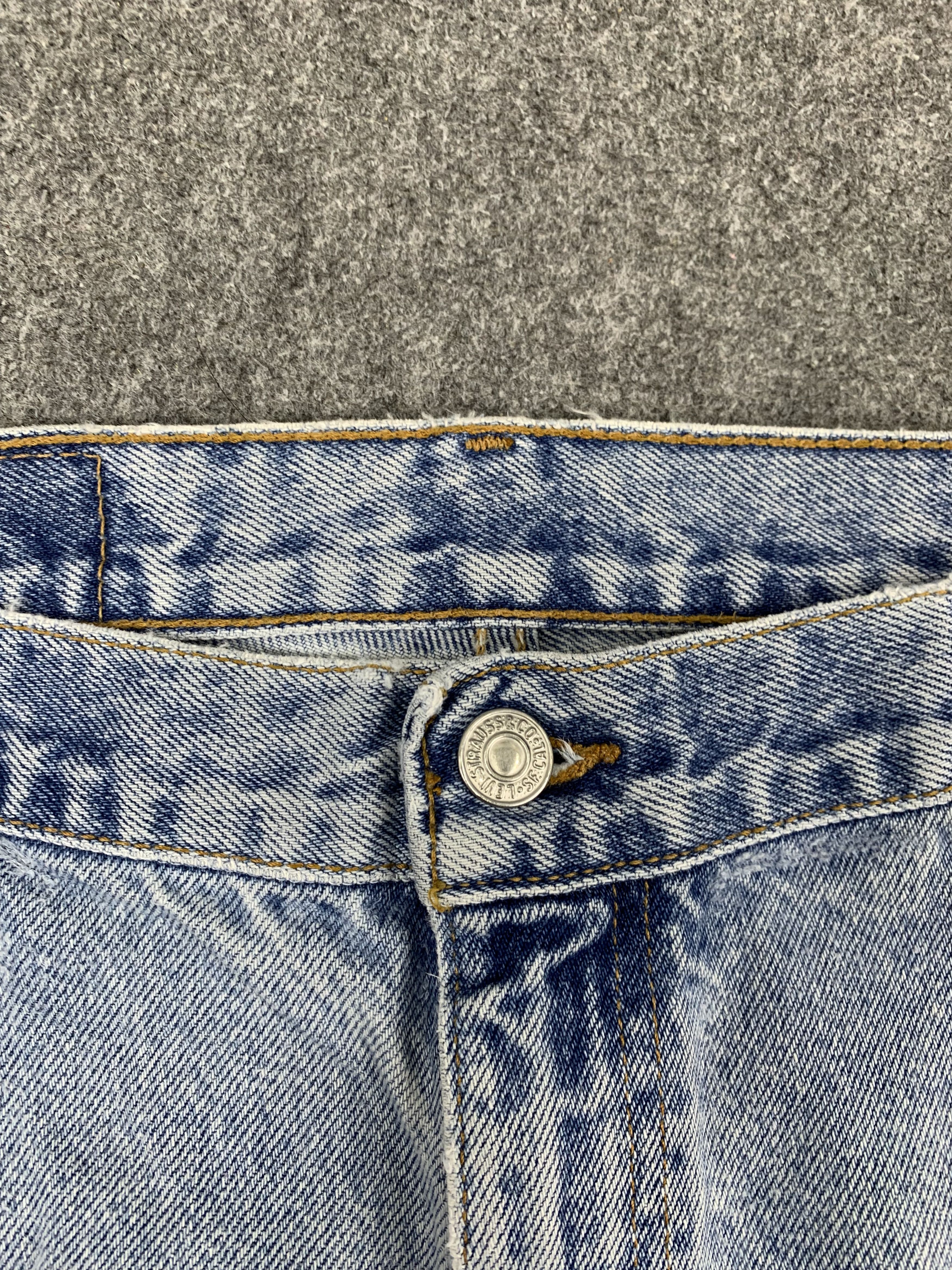 Levi's Vintage 90s Levis 560 Light Wash Jeans DP1756 Size US 37 - 10 Thumbnail