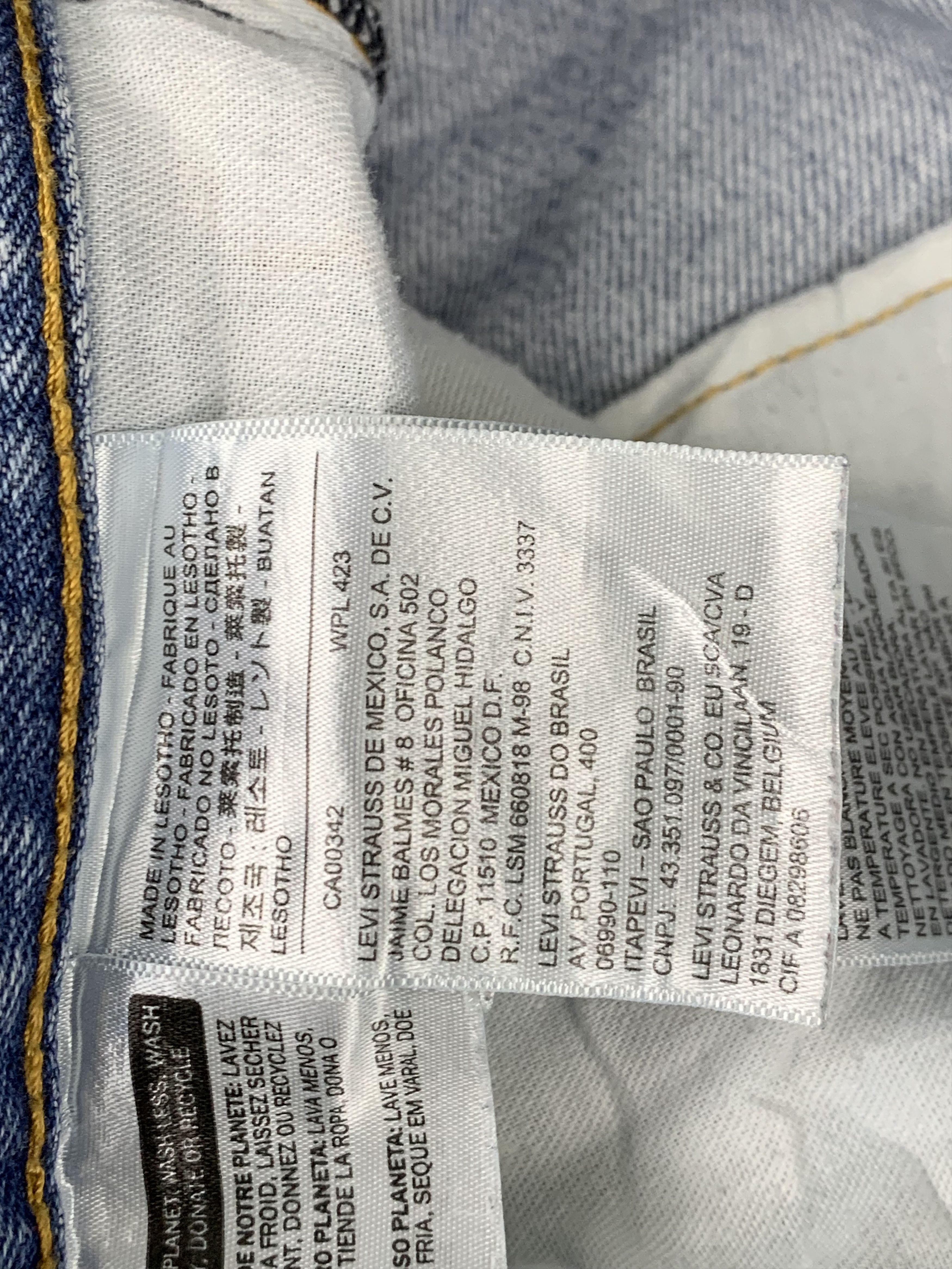 Levi's Vintage Levis 505 Light Wash Jeans DP1753 Size US 35 - 8 Thumbnail