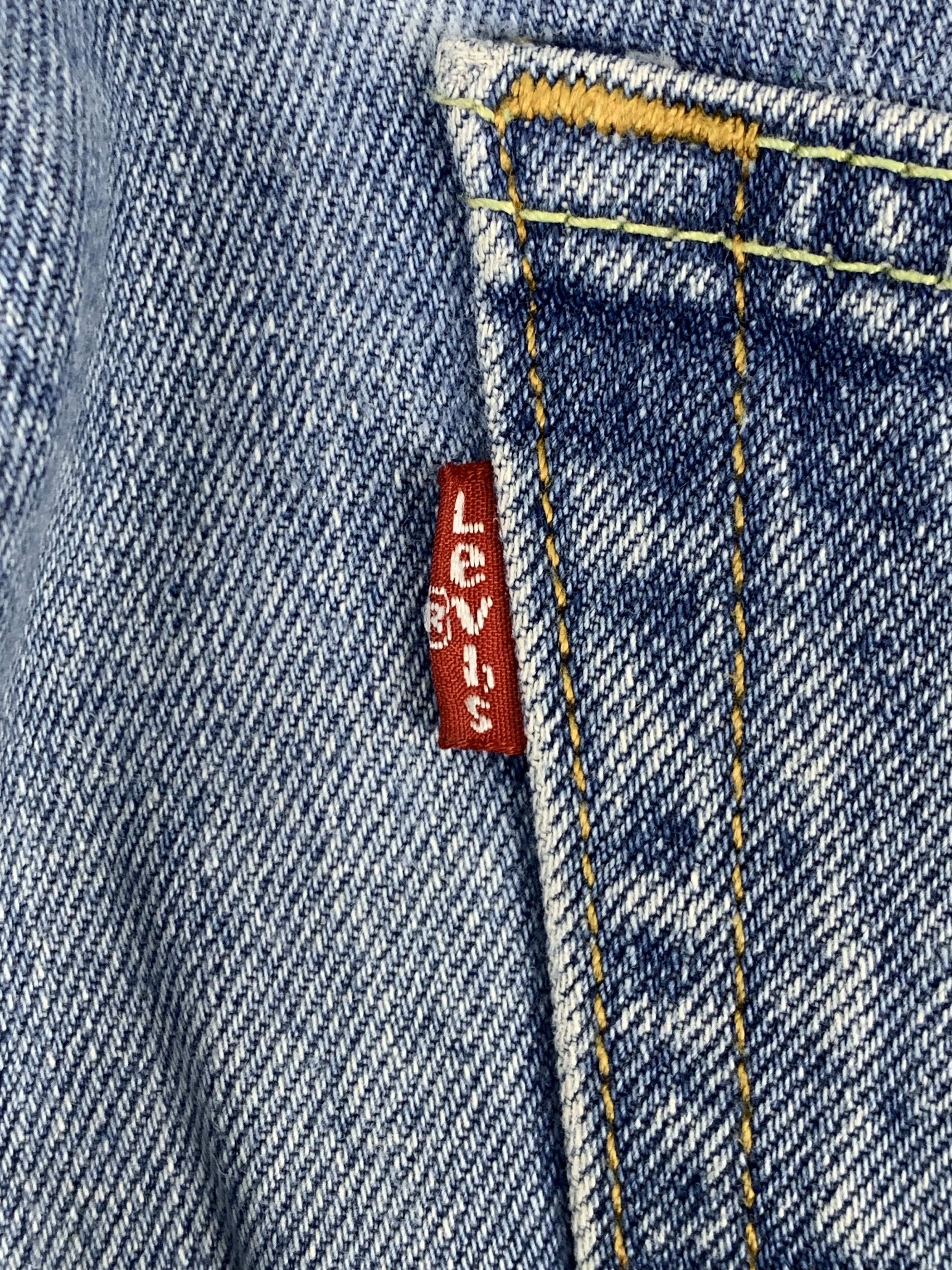 Levi's Vintage Levis 505 Light Wash Jeans DP1753 Size US 35 - 6 Thumbnail