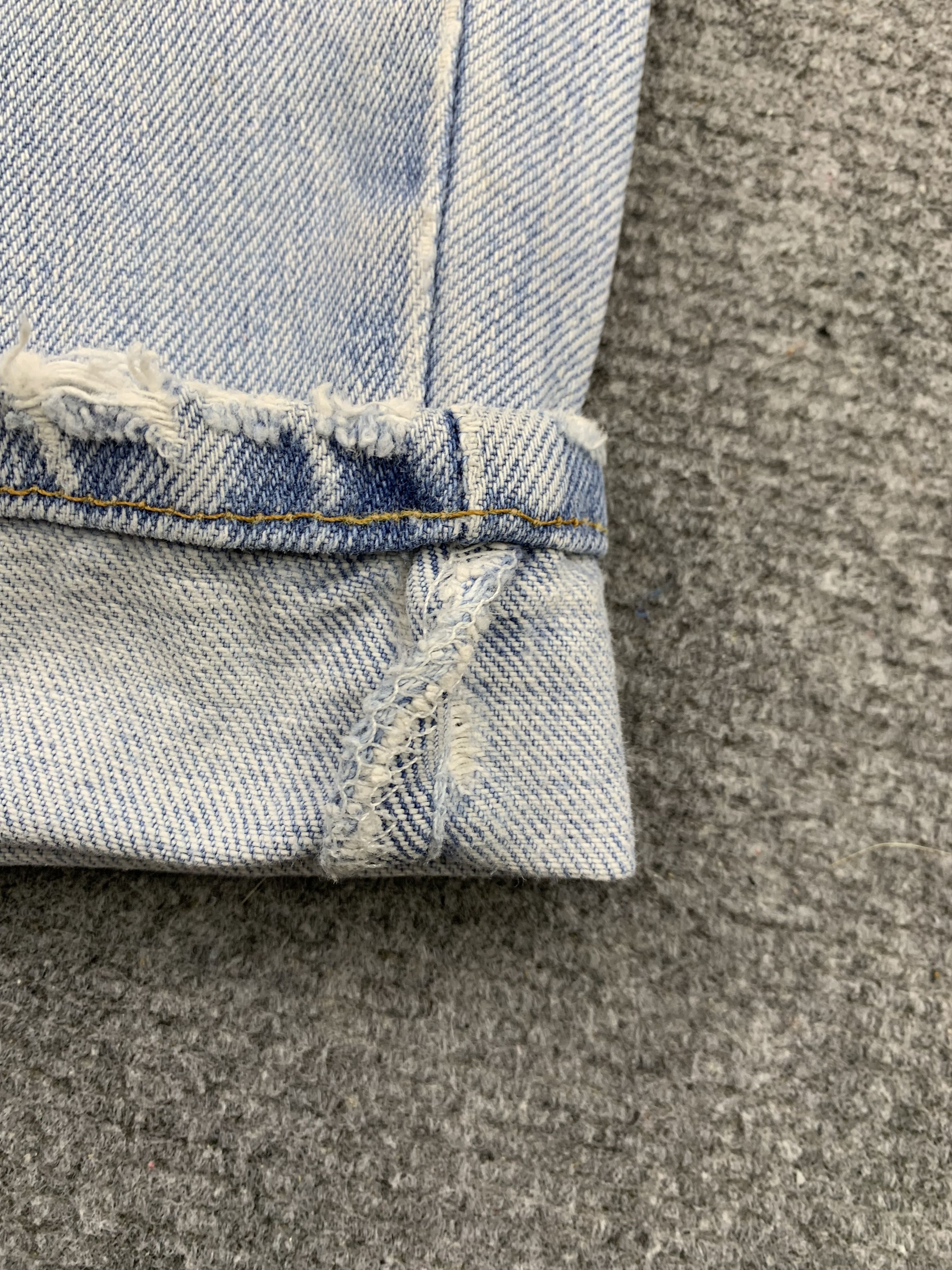 Levi's Vintage 90s Levis 560 Light Wash Jeans DP1778 Size US 35 - 9 Thumbnail