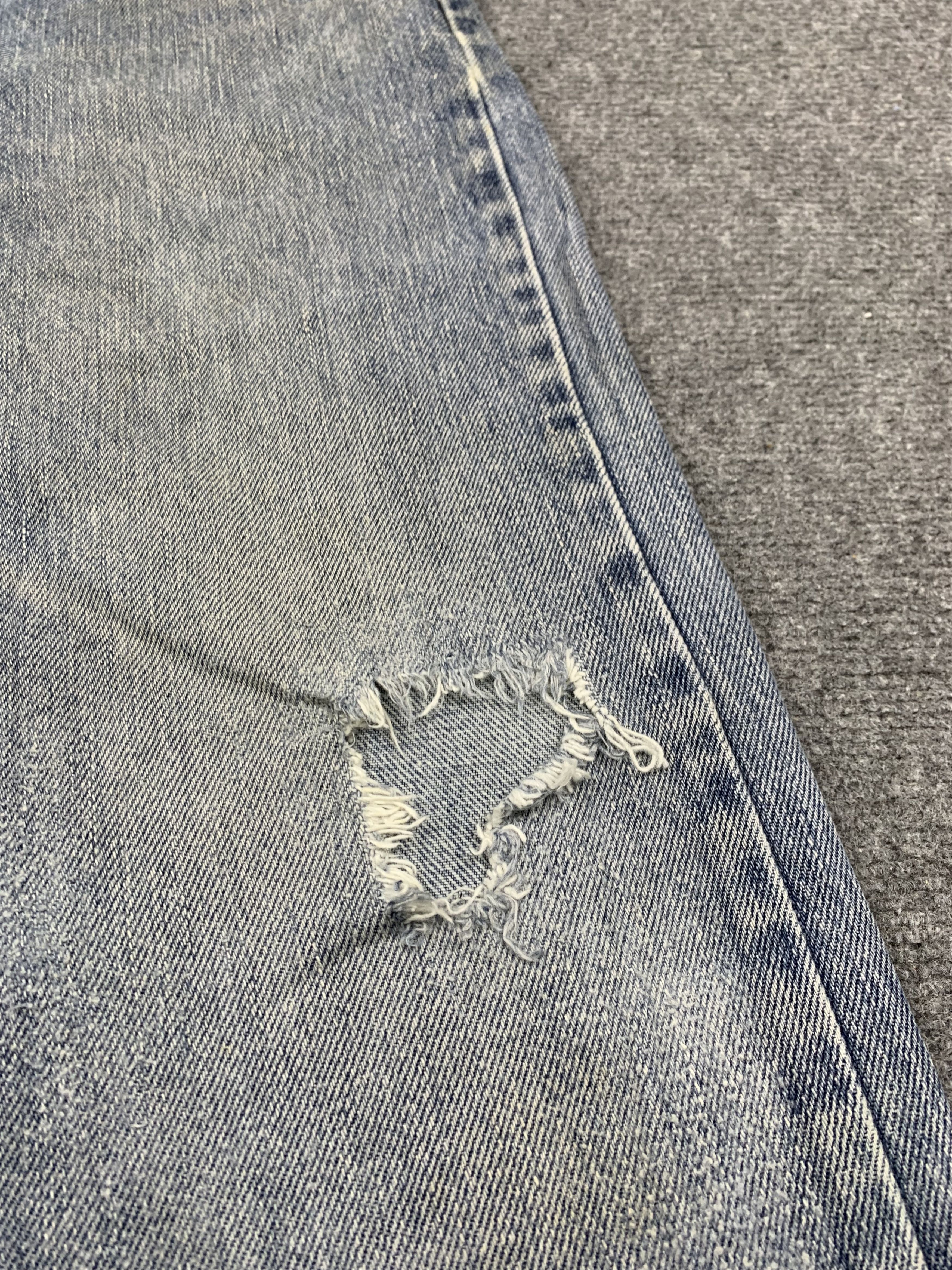 Levi's × Vintage Vintage Levis 505 Light Wash Jeans DP1776 Size US 34 / EU 50 - 10 Thumbnail
